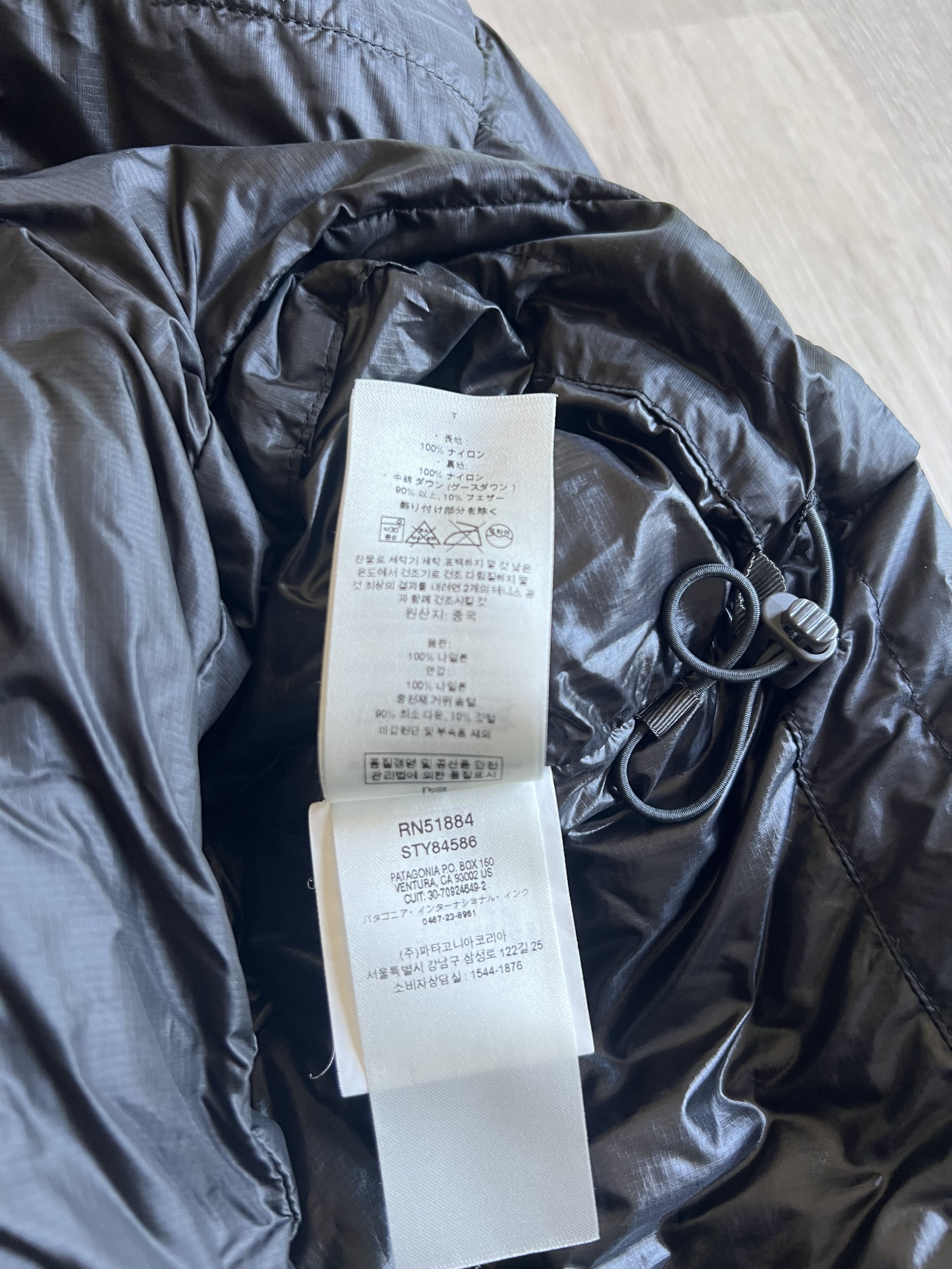 Patagonia 2019 Patagonia Fitz Roy Down Jacket Discontinued Gorpcore Size US L / EU 52-54 / 3 - 5 Thumbnail