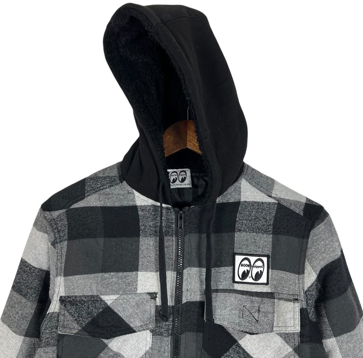 Japanese Brand Vintage MOONEYES Equipped Plaid Flannel Jacket Size US M / EU 48-50 / 2 - 5 Thumbnail
