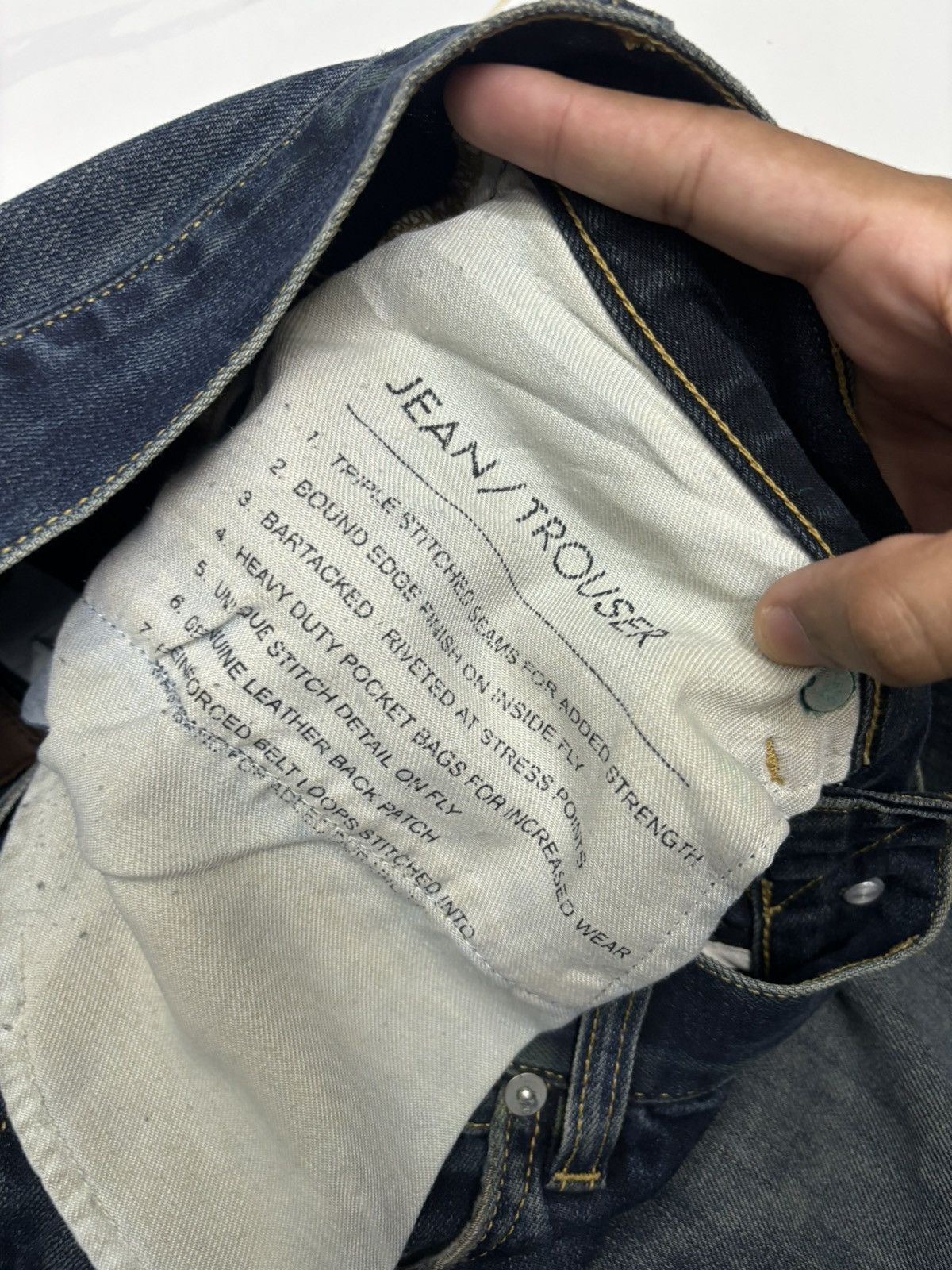 FCUK FRENCH CONNECTION DIRTY DISTRESSED DENIM JEANS FCUK Size US 30 / EU 46 - 11 Thumbnail