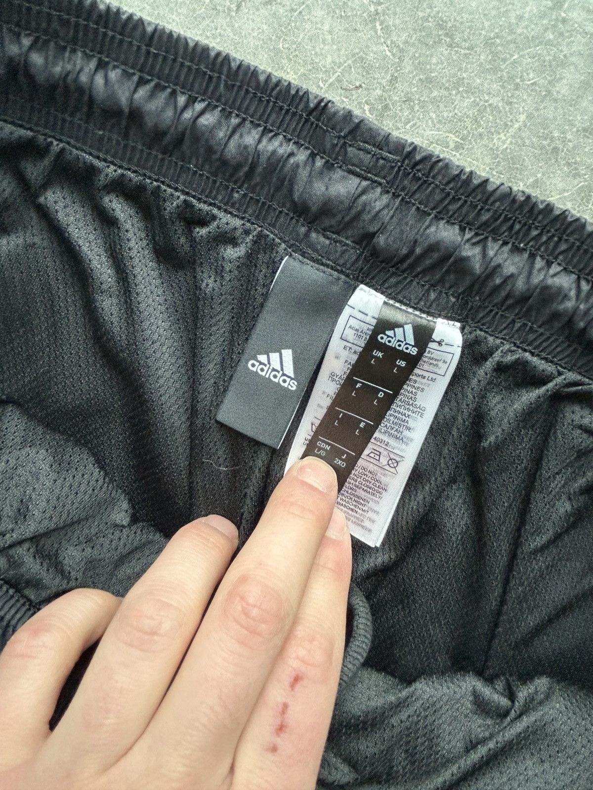 Adidas Vintage Y2K Adidas Track Pants Drill Nylon Size US 30 / EU 46 - 5 Thumbnail