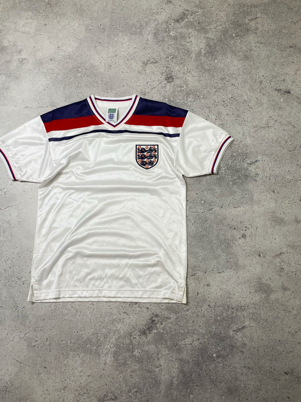 Vintage Score Draw England Jersey 1982 Home Kit Football Shirt Size US S / EU 44-46 / 1 - 3 Thumbnail