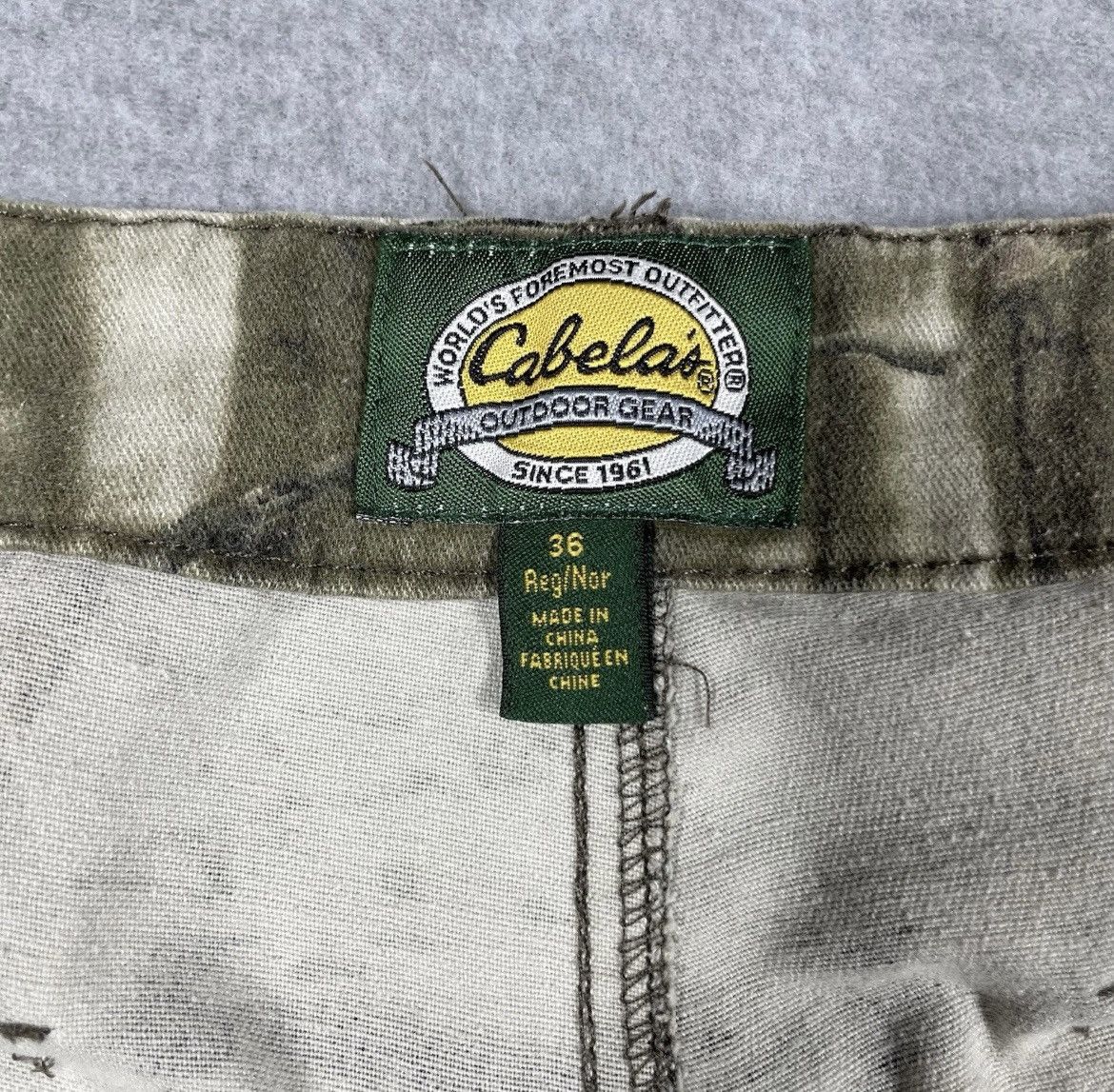 Cabelas Cabelas Pants Mens 36 35x31.5 Mossy Oak Camo Cargo pants Size US 36 / EU 52 - 15 Thumbnail