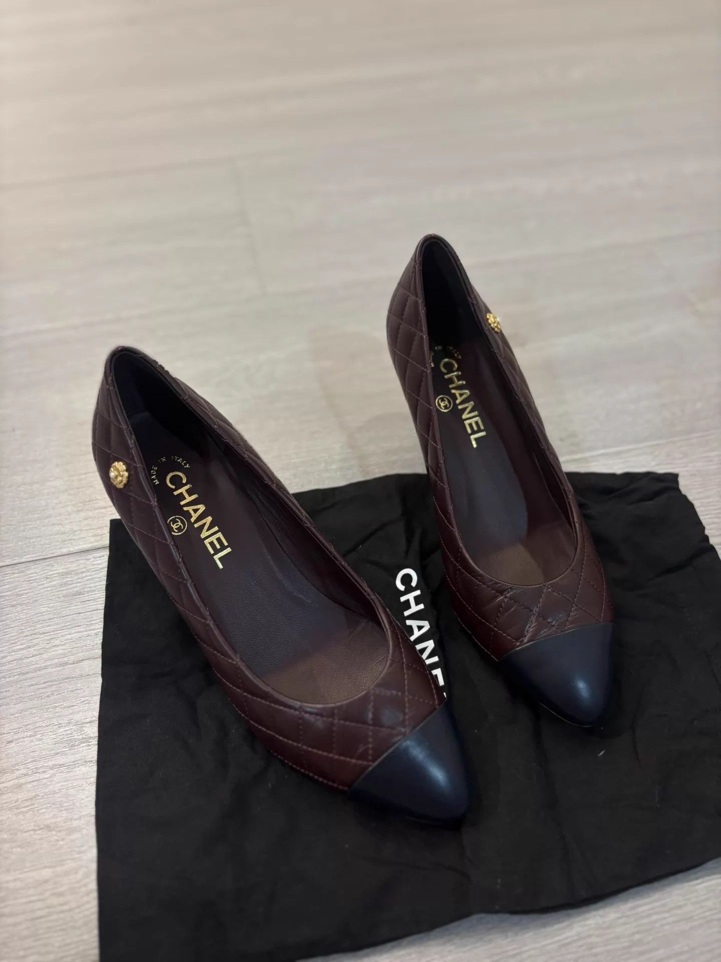 Chanel Chanel R-Brown 3D Cam Quilted Leather Heels 99.99 New 38.5C Size US 8 / IT 38 - 3 Thumbnail
