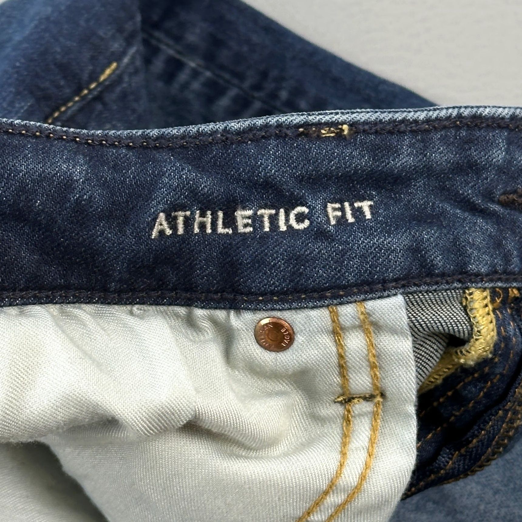 American Eagle Outfitters American Eagle Jeans Mens 34x34 Dark Wash Athletic Fit Stretch Casual Denim 5-Pocket 34x33 Blue Cotton Blend Size US 34 / EU 50 - 7 Thumbnail