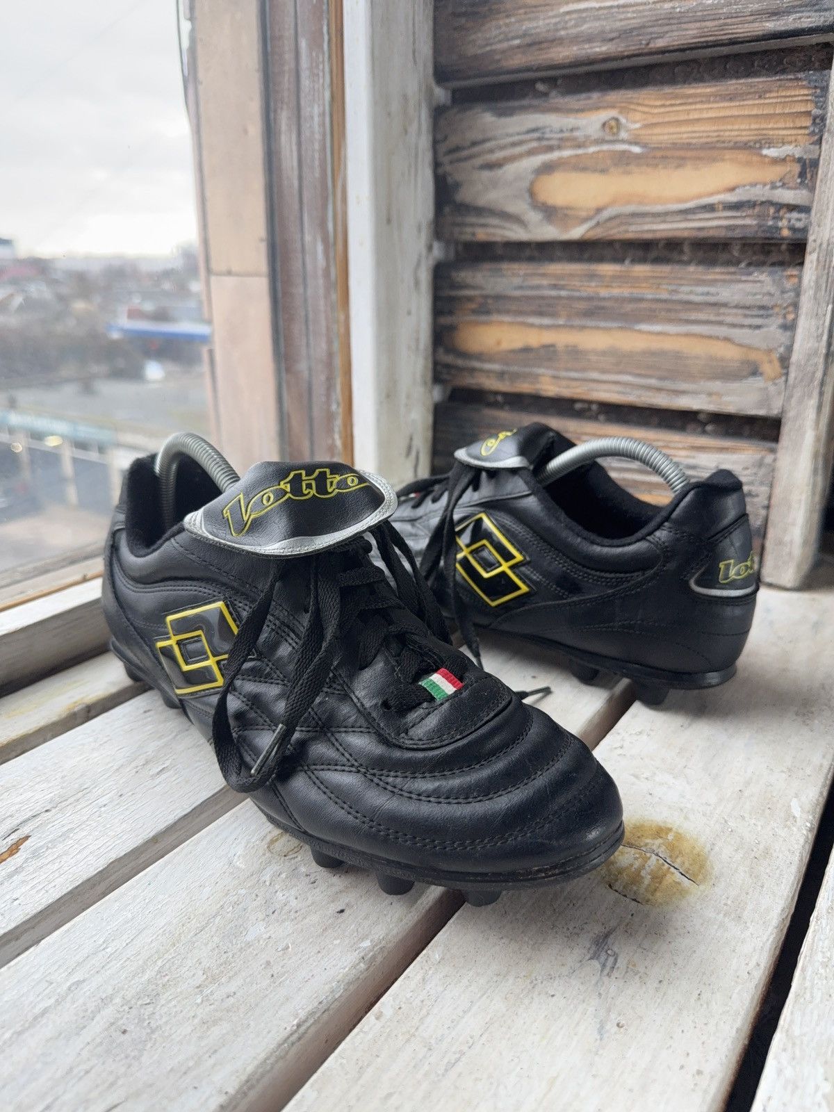 Lotto Sport Vntg Lotto Stadio 4000 FG Soccer Cleats Black Yellow Italy Size US 11 / EU 44 - 1 Thumbnail