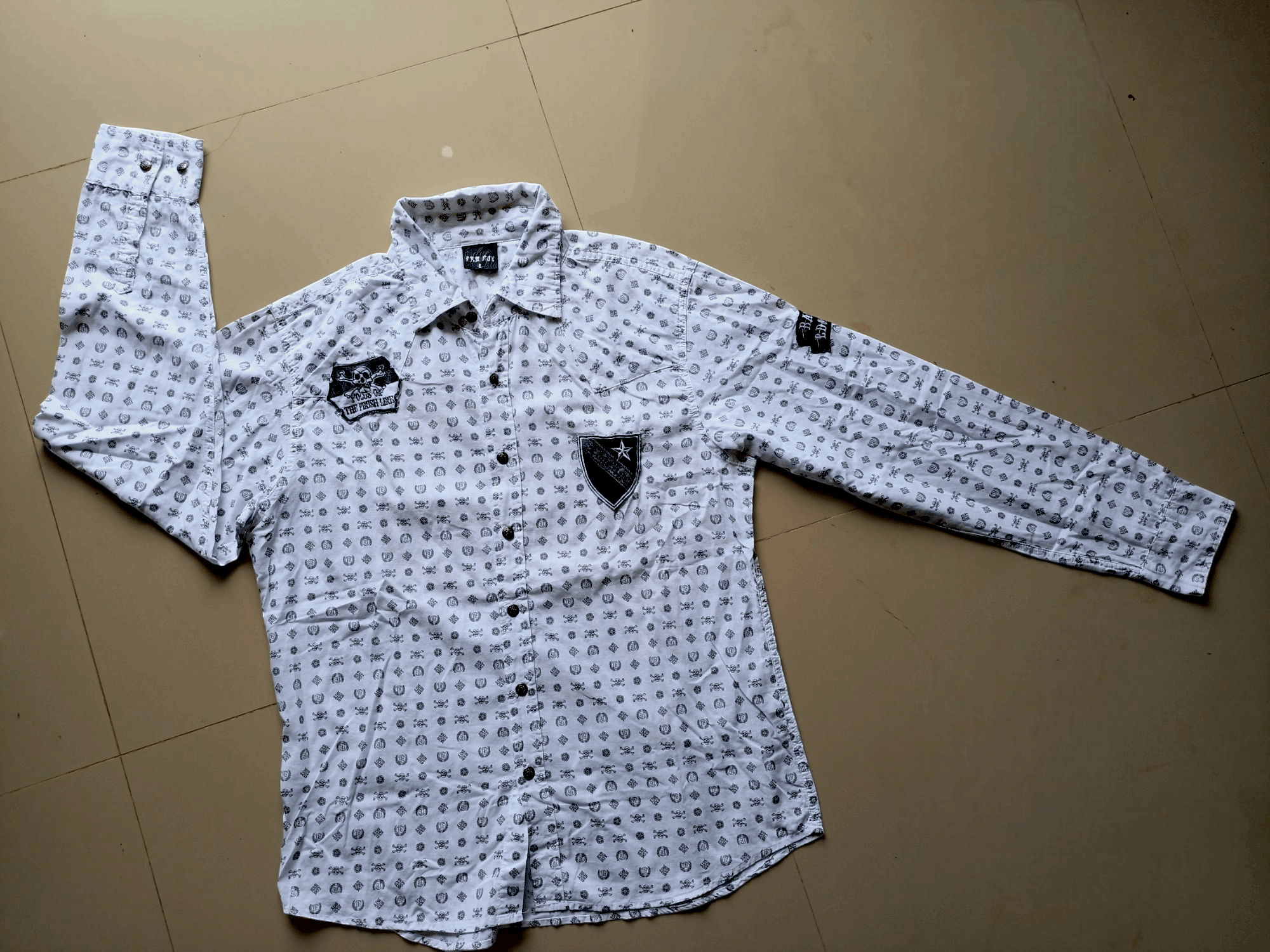 Japanese Brand Badboy full Skull print Y2K Poem Shirt Size US L / EU 52-54 / 3 - 6 Thumbnail