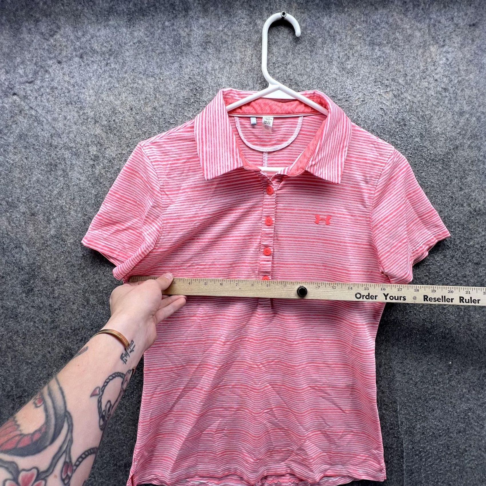 Under Armour Under Armour Polo Shirt Womens M Pink Stripe HeatGear Golf Stretch Top Size M / US 6-8 / IT 42-44 - 4 Thumbnail
