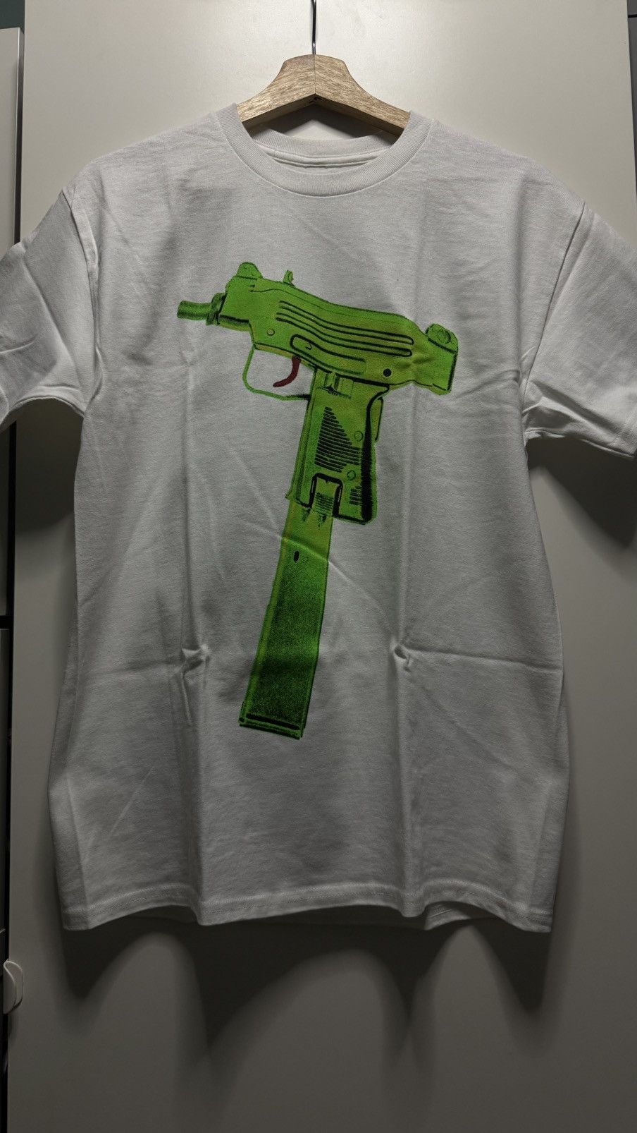 HXG Homixide Gang Uzi Gun Club Tee Size US M / EU 48-50 / 2 - 1 Thumbnail