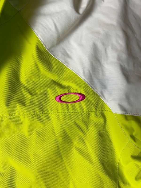 Oakley Oakley Grete Insulated Jacket Size L / US 10 / IT 46 - 3 Thumbnail