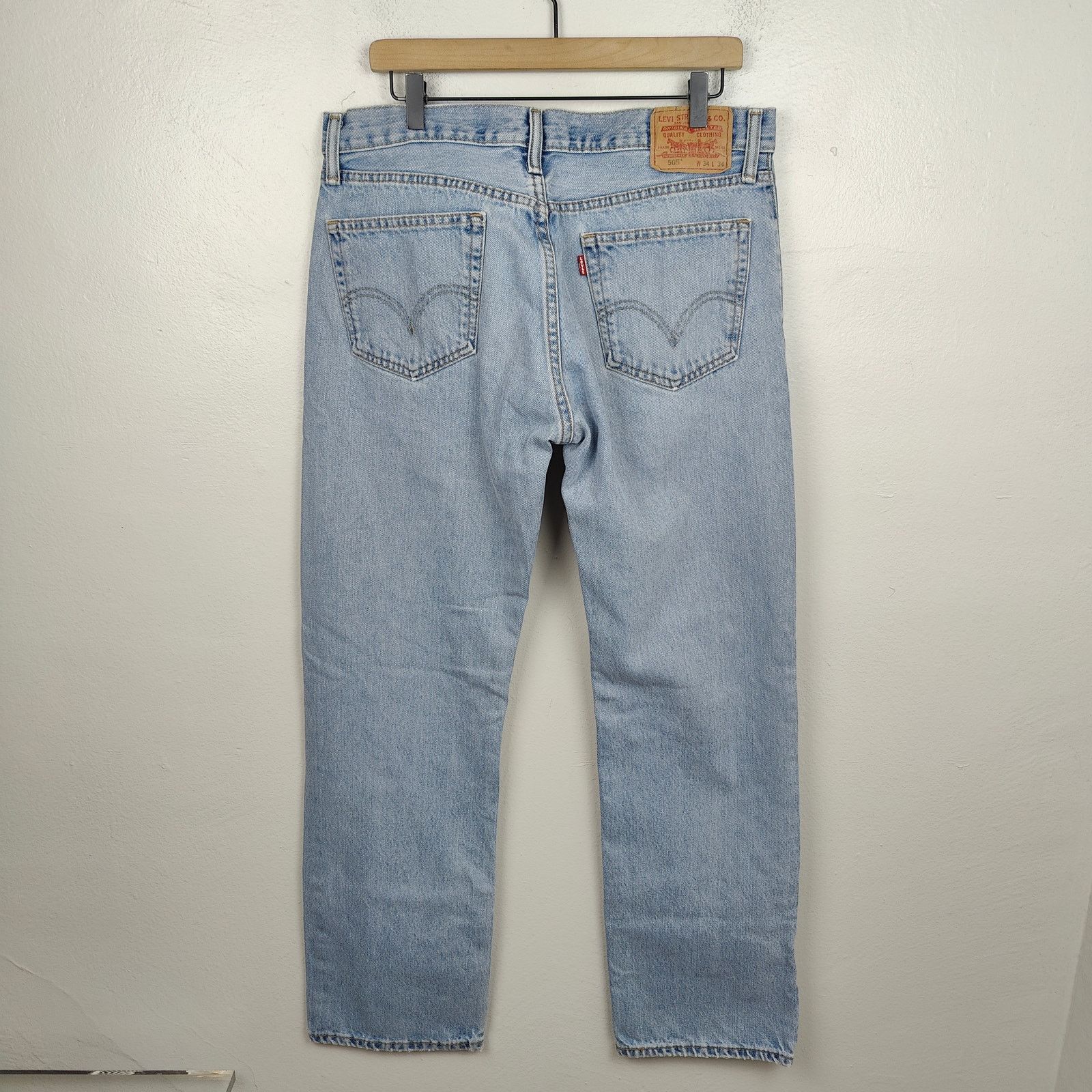 Levi's Vintage Y2K Levi's 505 Mens 34x34 Light Wash Straight Fit Size US 34 / EU 50 - 5 Thumbnail