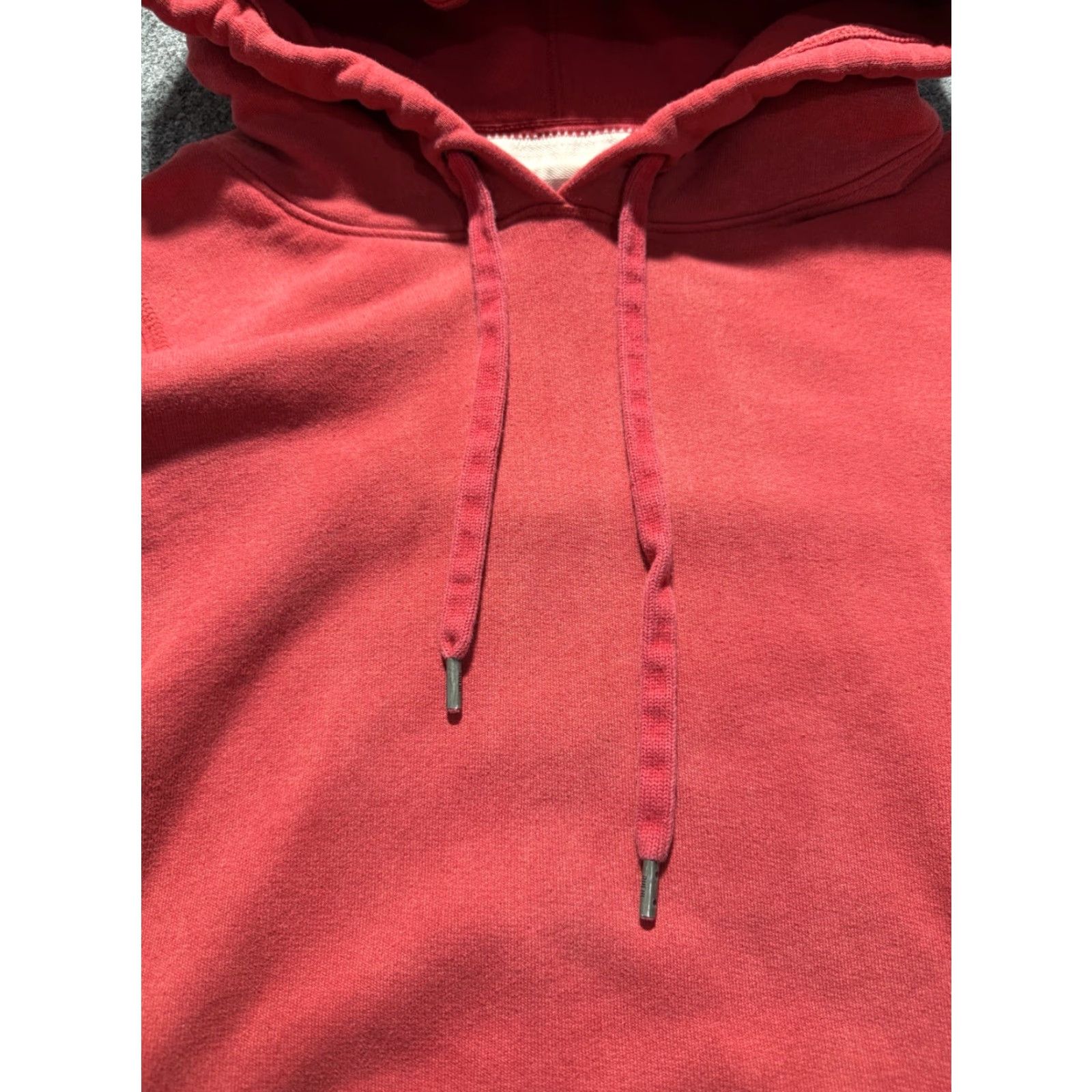 Vintage VINTAGE Ruehl Hoodie Womens Medium Red Heavyweight Fleece Drawstring Slim Pullover Patch Y2K Activewear Women Size M / US 6-8 / IT 42-44 - 7 Thumbnail
