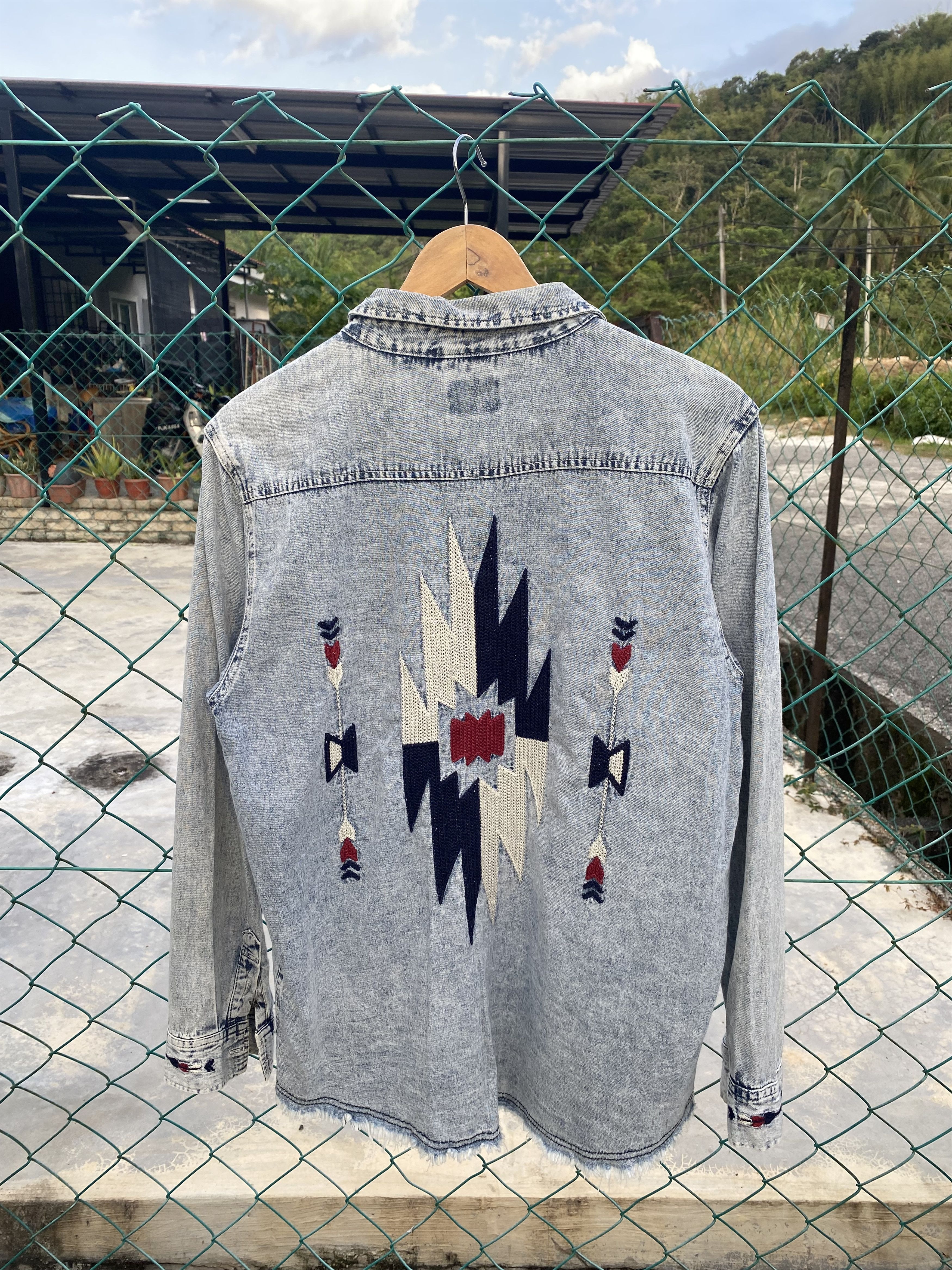 Japanese Brand 291295-homme embroidery navajo western denim Size US M / EU 48-50 / 2 - 2 Thumbnail