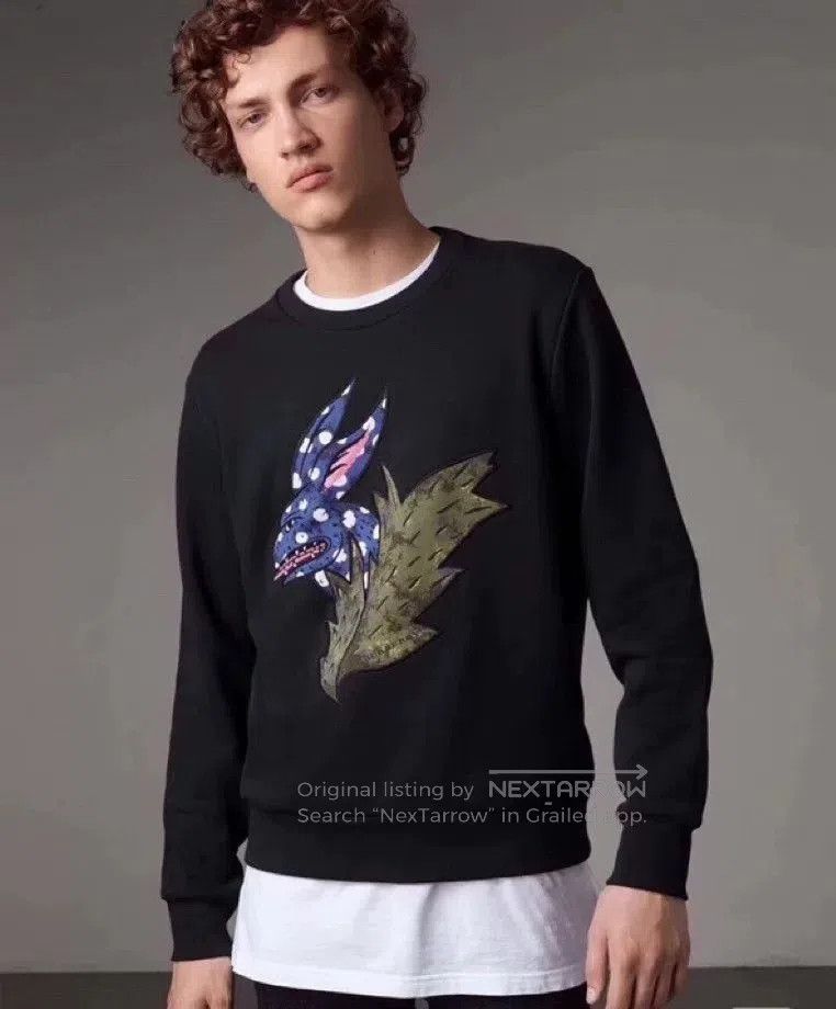 Burberry burberry embroidered sweatshirt with monster design. Size US L / EU 52-54 / 3 - 9 Thumbnail
