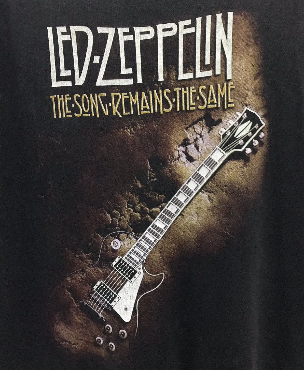 Band Tees × Led Zeppelin × Vintage Vintage Band Led-Zeppelin The Song Remains The Same Shirt Size US XL / EU 56 / 4 - 3 Thumbnail