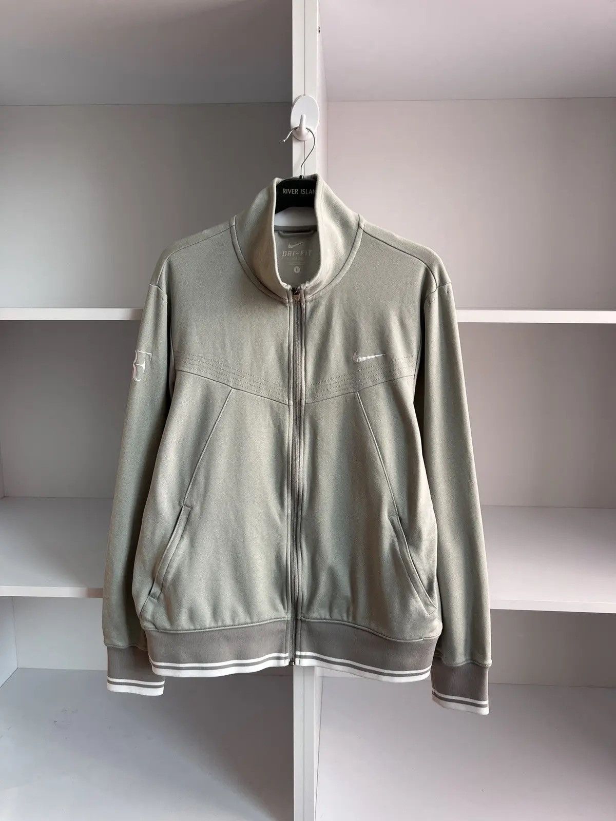 Nike × Vintage Vintage RF ROGER FEDERER GRAY NIKE TENNIS RARE JACKET Size US L / EU 52-54 / 3 - 2 Thumbnail