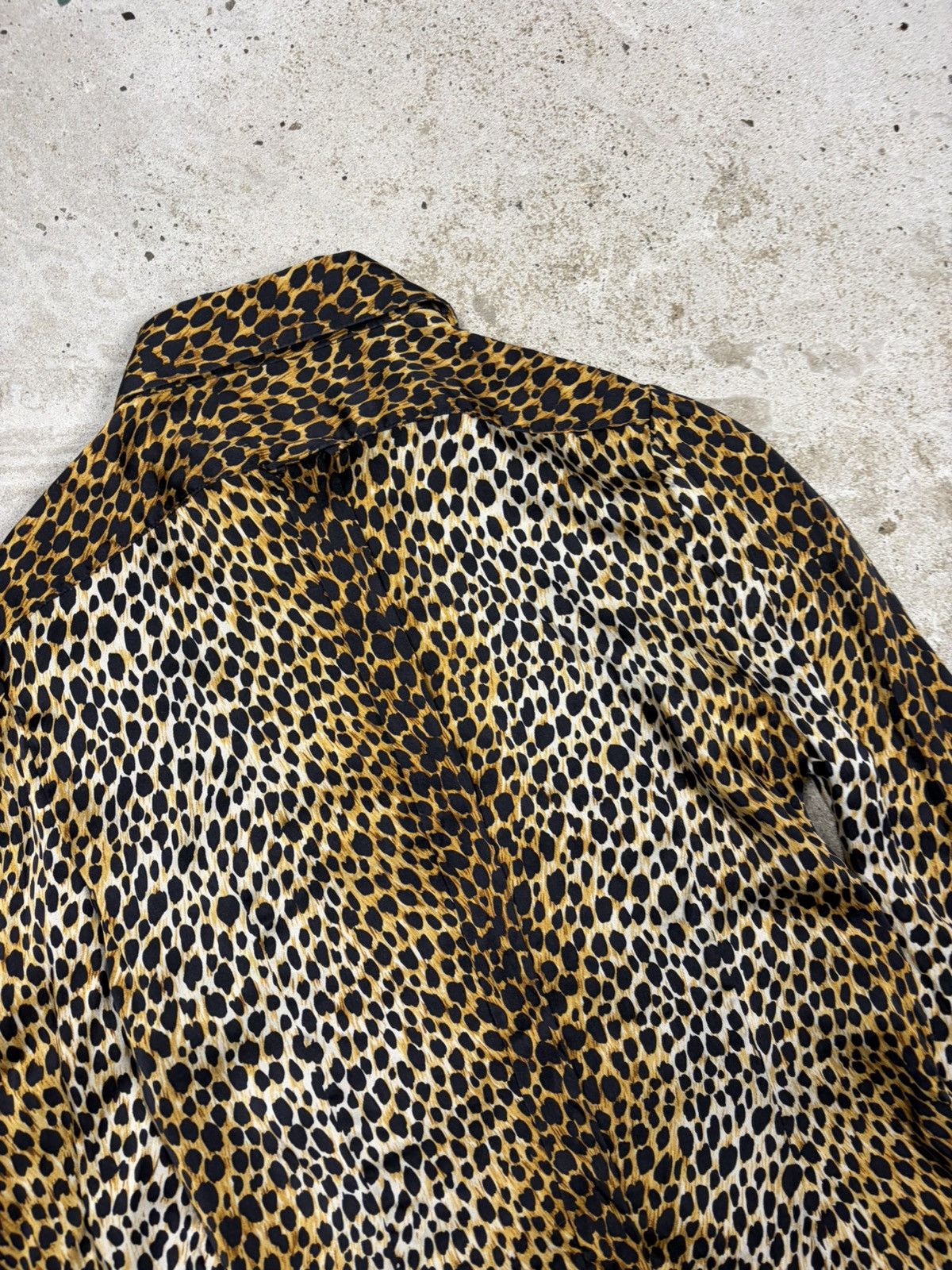Dolce & Gabbana 2000s Dolce & Gabbana Silk Leopard Print Shirt Button Up Size S / US 4 / IT 40 - 15 Thumbnail