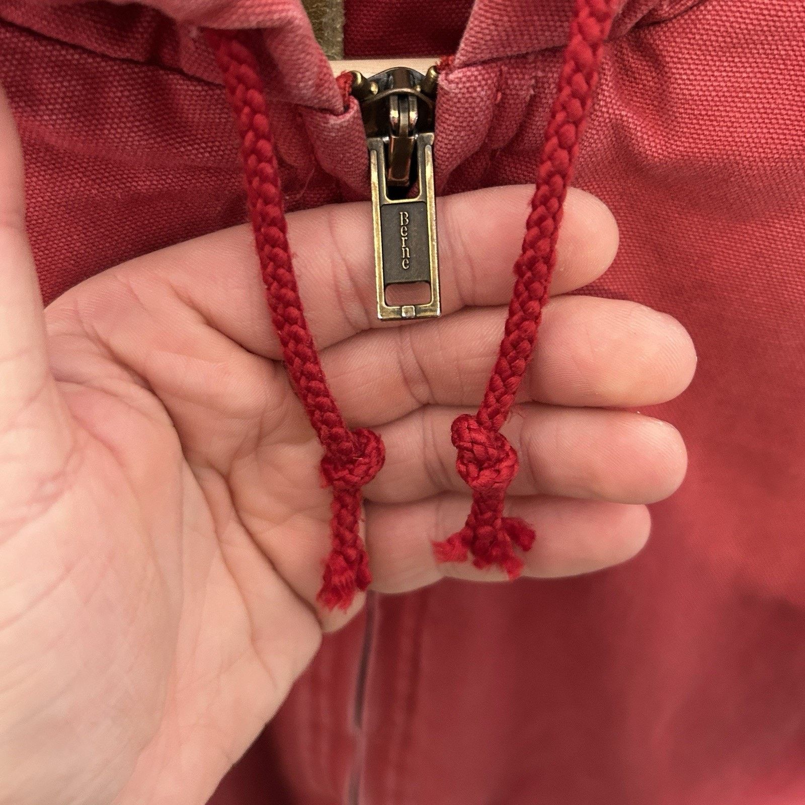 Vintage Vintage 90’s Berne Hooded Canvas Jacket “Red" Size US L / EU 52-54 / 3 - 7 Thumbnail