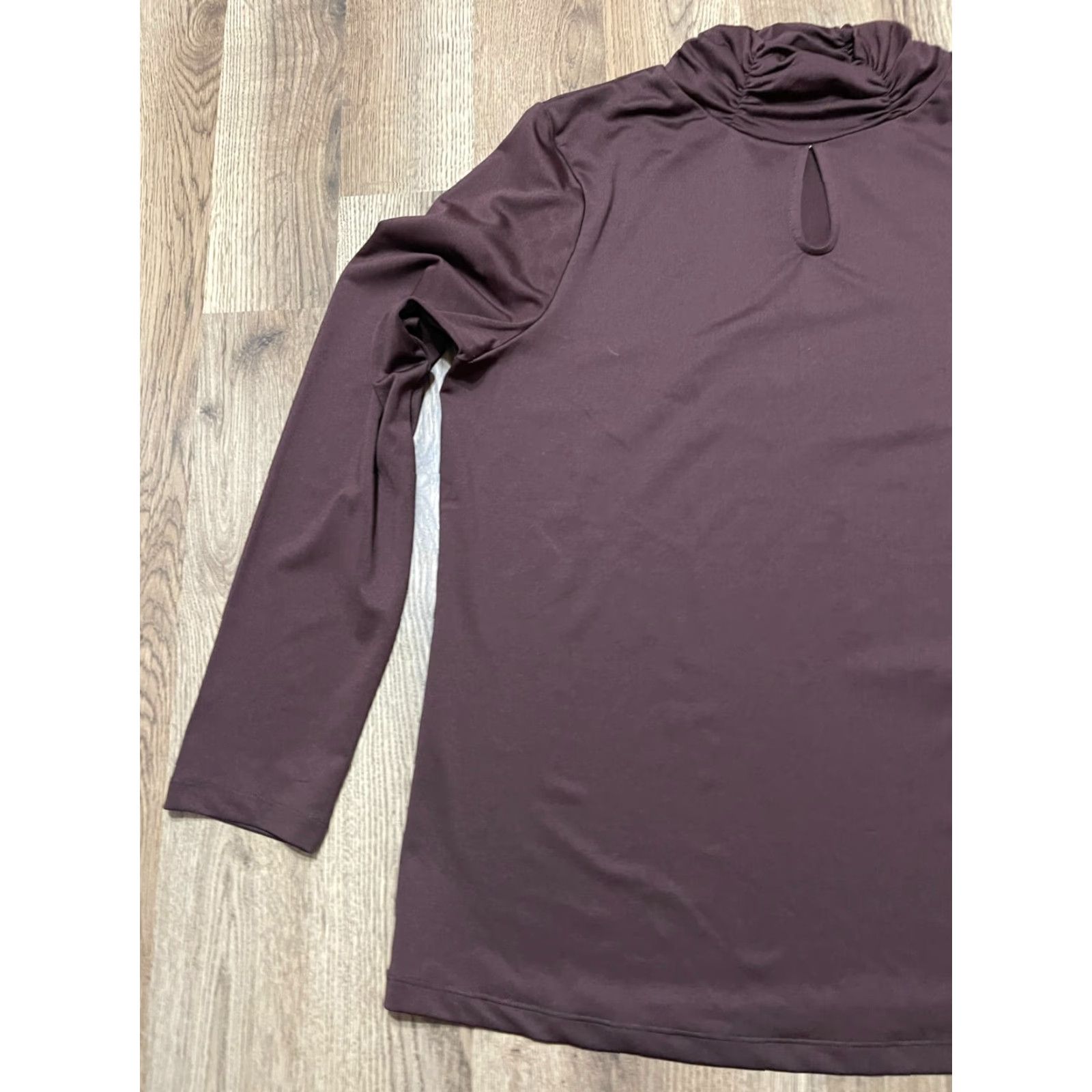 Vintage Susan Graver Shirt Women's Medium Brown Long Sleeve Mock Neck T-Shirt Size M / US 6-8 / IT 42-44 - 3 Thumbnail