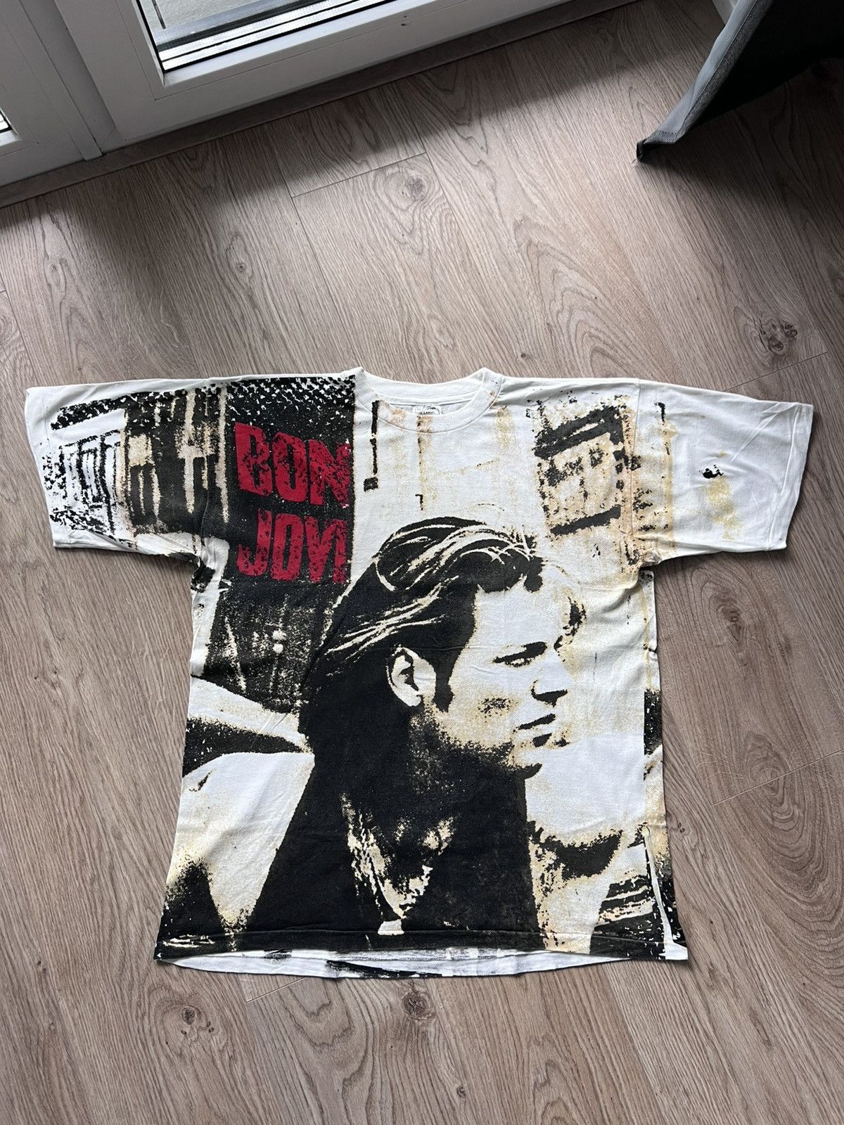 Vintage Vintage Full print Bon Jovi Tee 80’z mega rare single stitch Size US XL / EU 56 / 4 - 13 Thumbnail