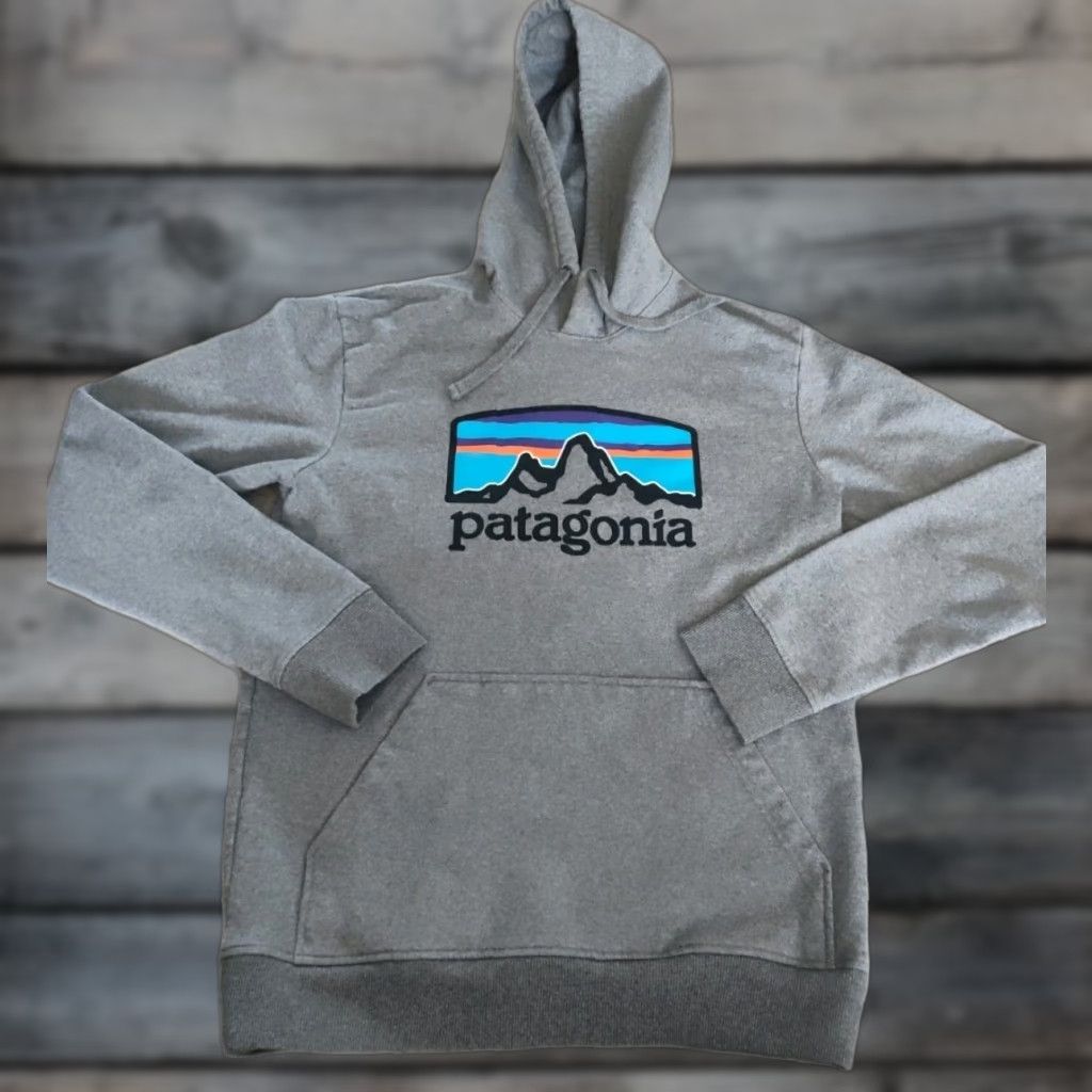 Patagonia Patagonia Sweatshirt Mens Small Gray Fitz Roy Horizons Uprisal Hoodie Pullover Size US S / EU 44-46 / 1 - 1 Thumbnail