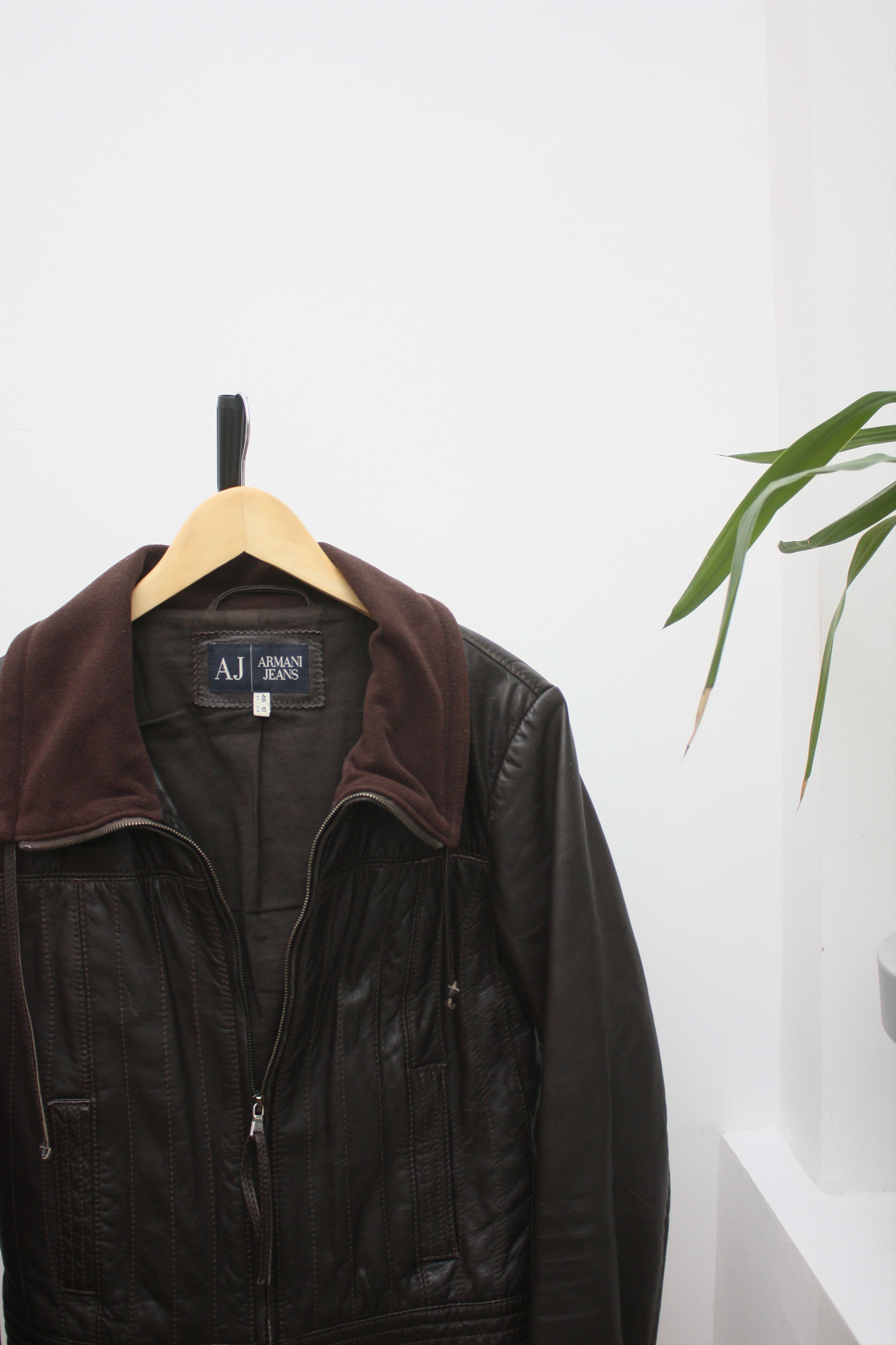Armani Armani Jeans Brown Leather Women's Jacket Made In Italy US10 Size M / US 6-8 / IT 42-44 - 1 Thumbnail