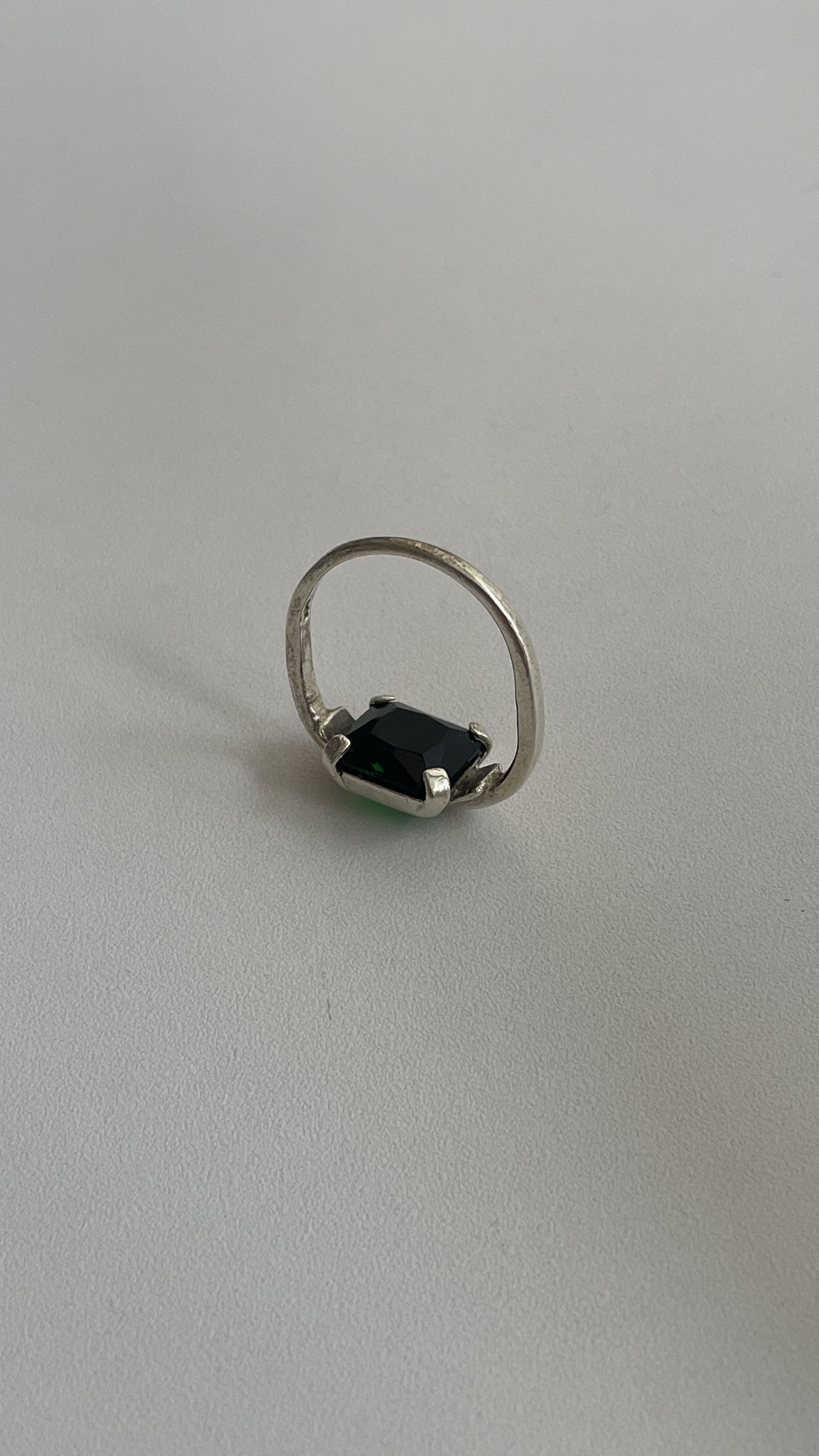 Maison Margiela Martin Margiela Unique! Inside-out Emerald ring. Unisex Size ONE SIZE - 1 Thumbnail