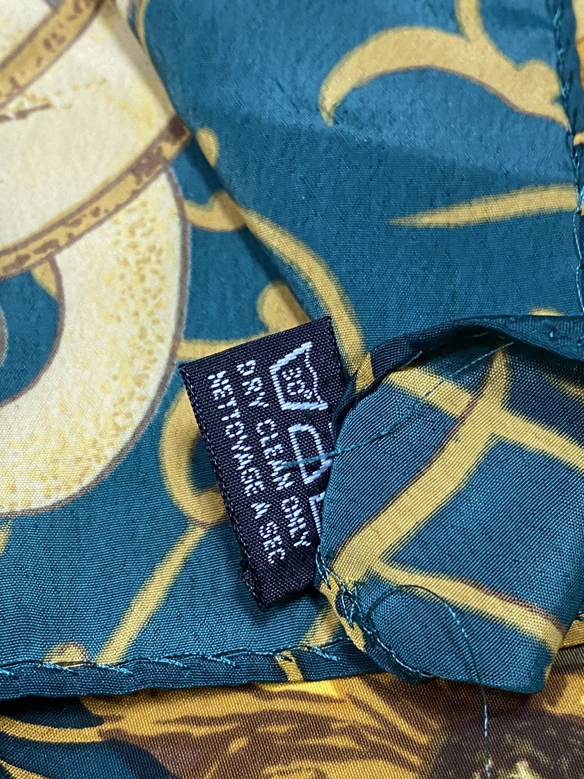 Vintage Chanel Silk Scarf CC Muffler Coco Mark Sunflower Pattern Size ONE SIZE - 6 Thumbnail
