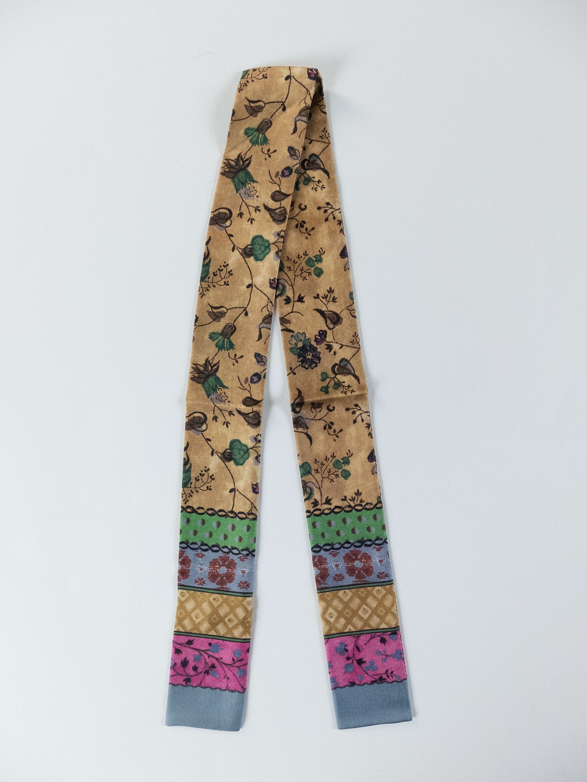 Loro Piana LORO PIANA floral print silk mitzah scarf tie band q Size ONE SIZE - 1 Thumbnail