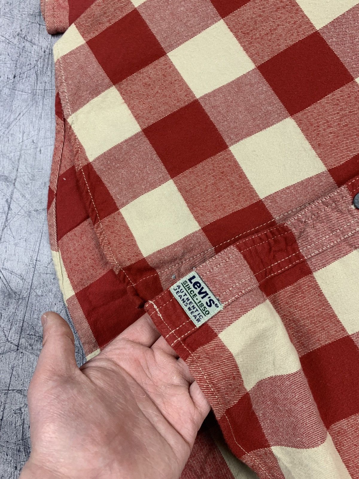 Flannel Vintage Levi's Plaid Shirt Button Up Western Style Y2K USA Size US XL / EU 56 / 4 - 6 Thumbnail