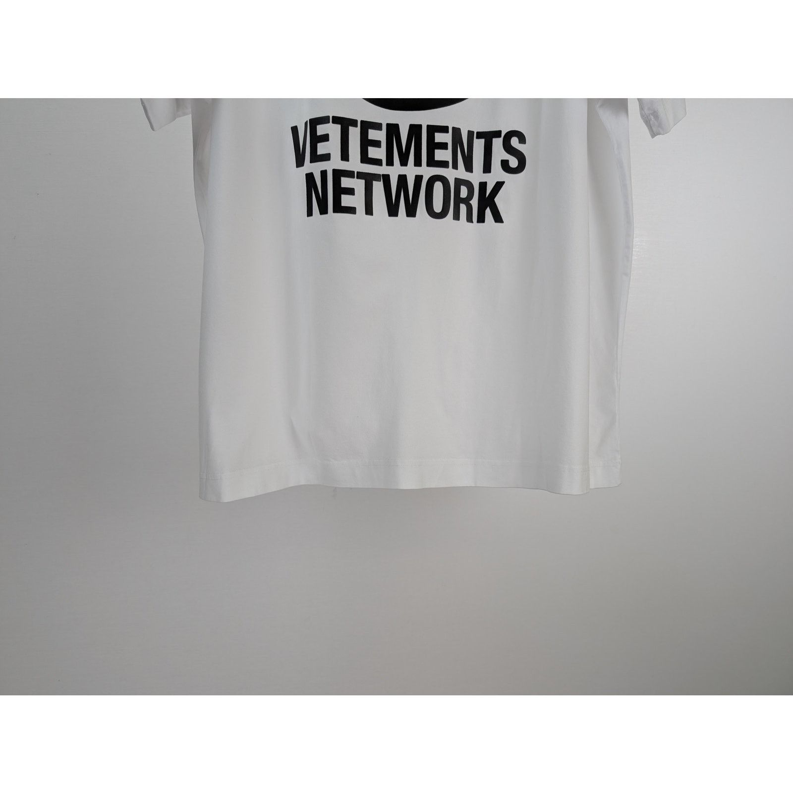 Vetements o1rshd1 5G Network SS T-Shirt in White Size US M / EU 48-50 / 2 - 9 Thumbnail
