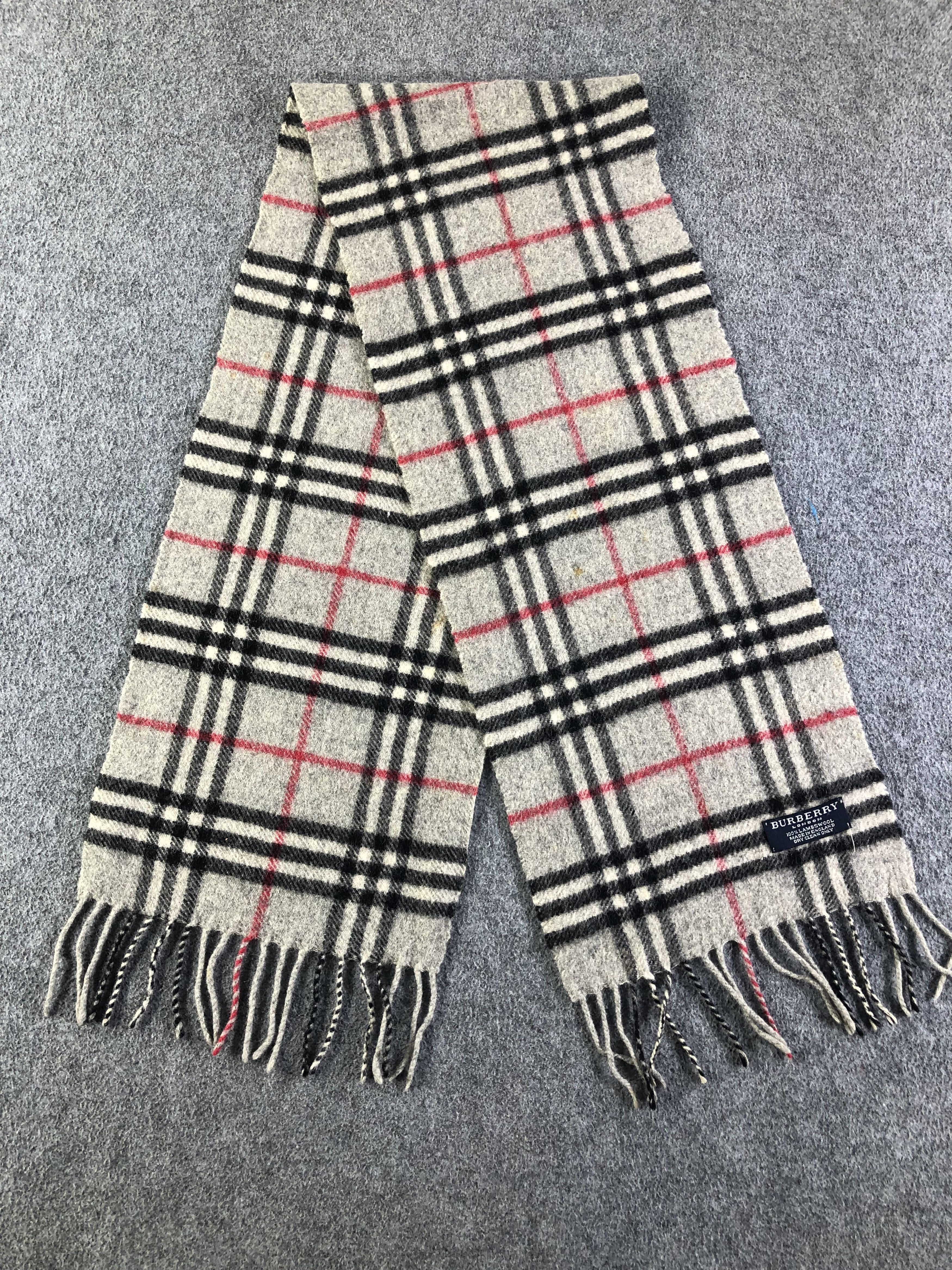 Burberry Burberry Scarf / Muffler / Neckwear SS1338 Size ONE SIZE - 2 Thumbnail