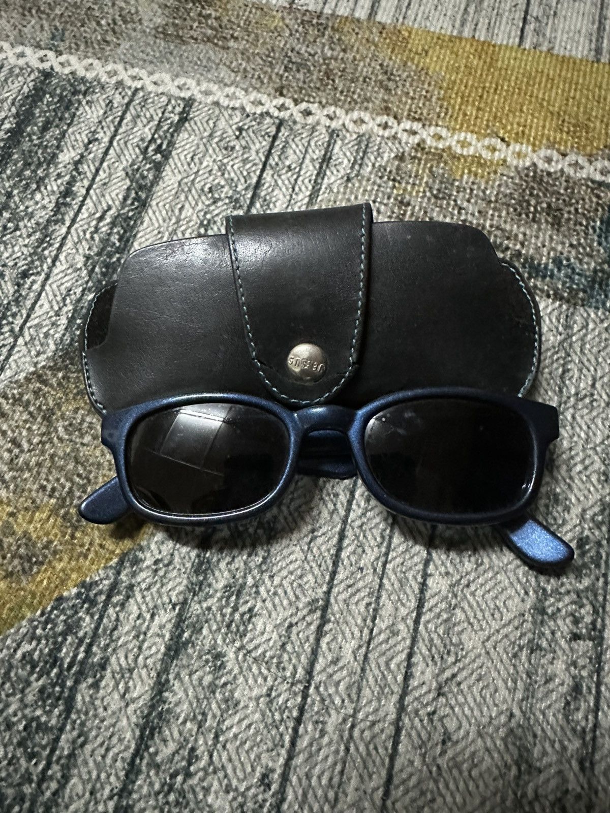 Versace Gianni Versace Mens Vintage Sunglasses Blue Gold Size ONE SIZE - 2 Thumbnail