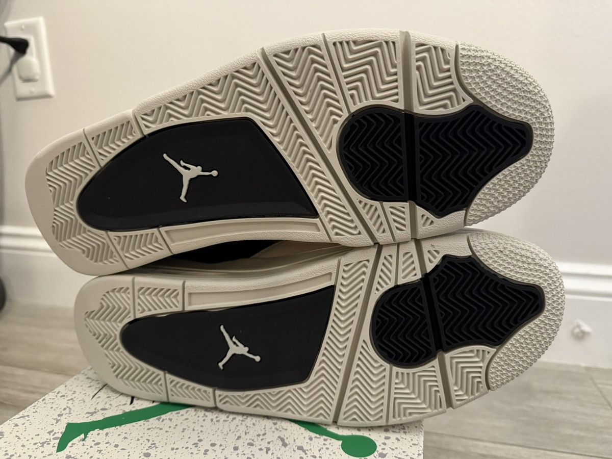 Jordan Brand Air Jordan 4 RM FQ7939-001 Black Light Bone Dark Grey Sz 11 Size US 11 / EU 44 - 8 Thumbnail