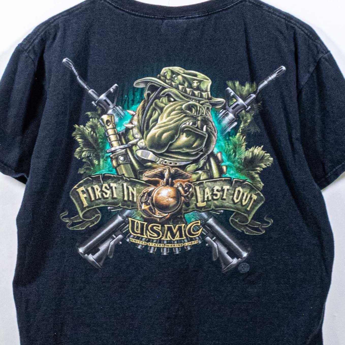 Vintage US Marines Bulldog First In Last Out T-Shirt Y2K Military Size US L / EU 52-54 / 3 - 7 Thumbnail