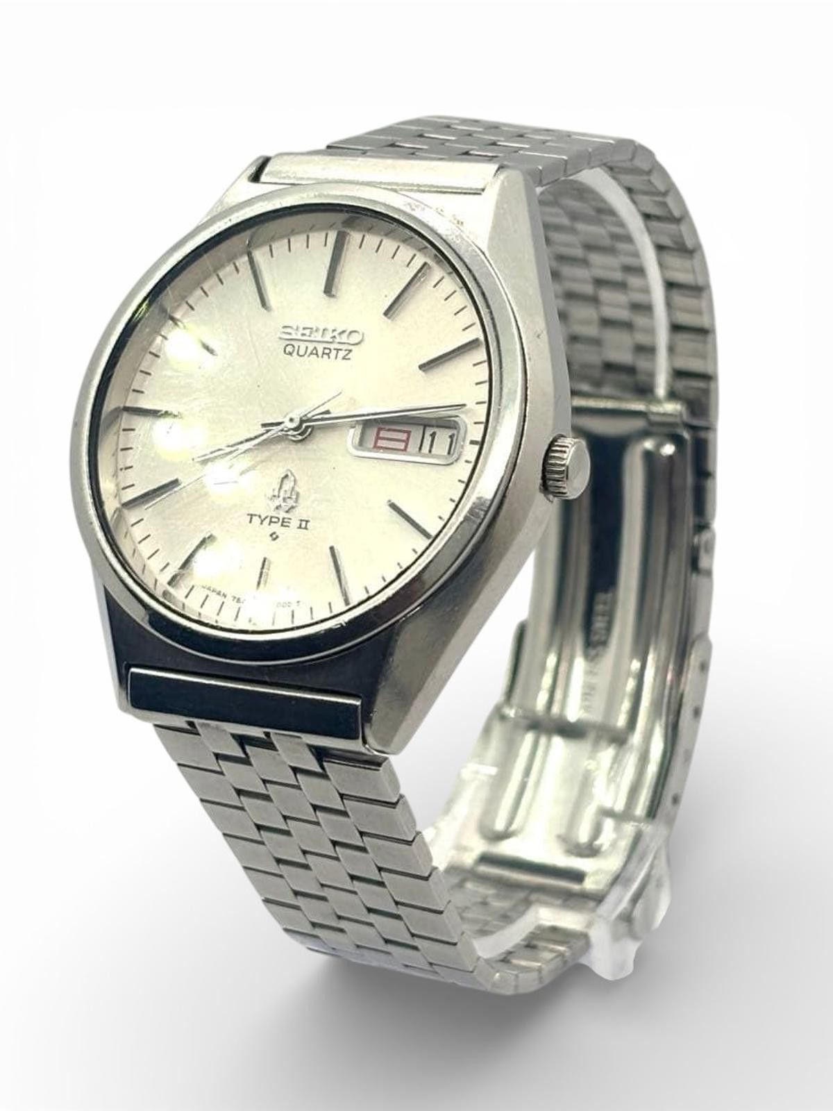 Seiko Seiko - Quartz Type II Men's Watch with Date Display Size ONE SIZE - 1 Thumbnail