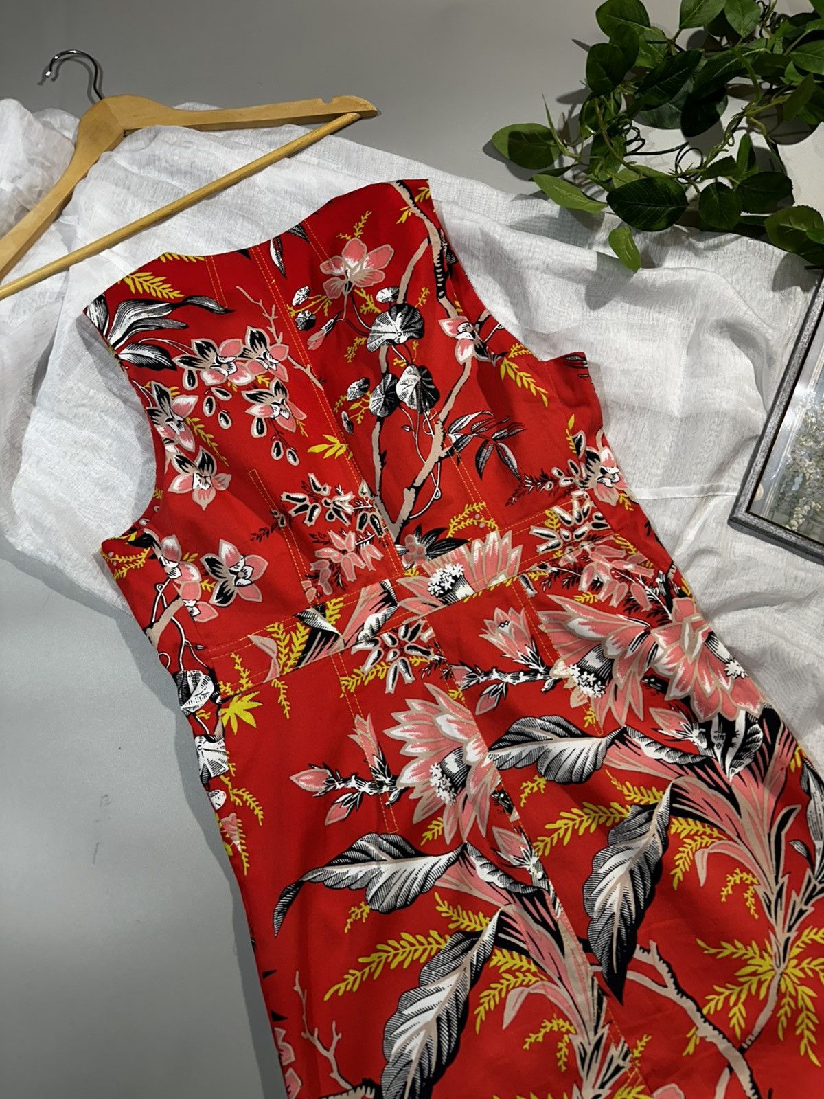 Diane von Furstenberg DVF Red Floral Zip Front Sheath Dress Sz 6 Cotton Stretch Size M / US 6-8 / IT 42-44 - 15 Thumbnail