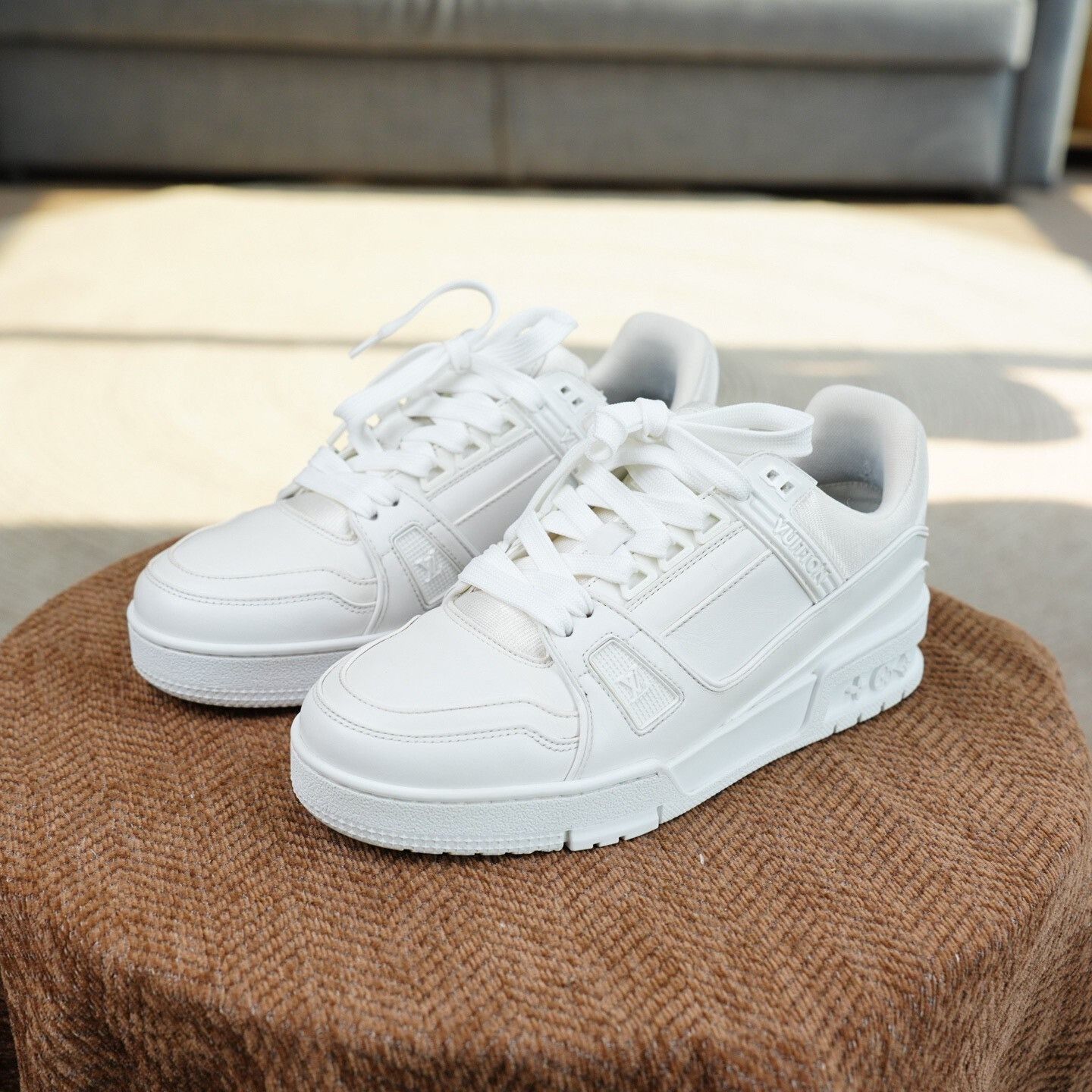 Louis Vuitton Louis Vuitton Training White Lowtop Sneakers us_7 Women Size US 7 / IT 37 - 1 Thumbnail