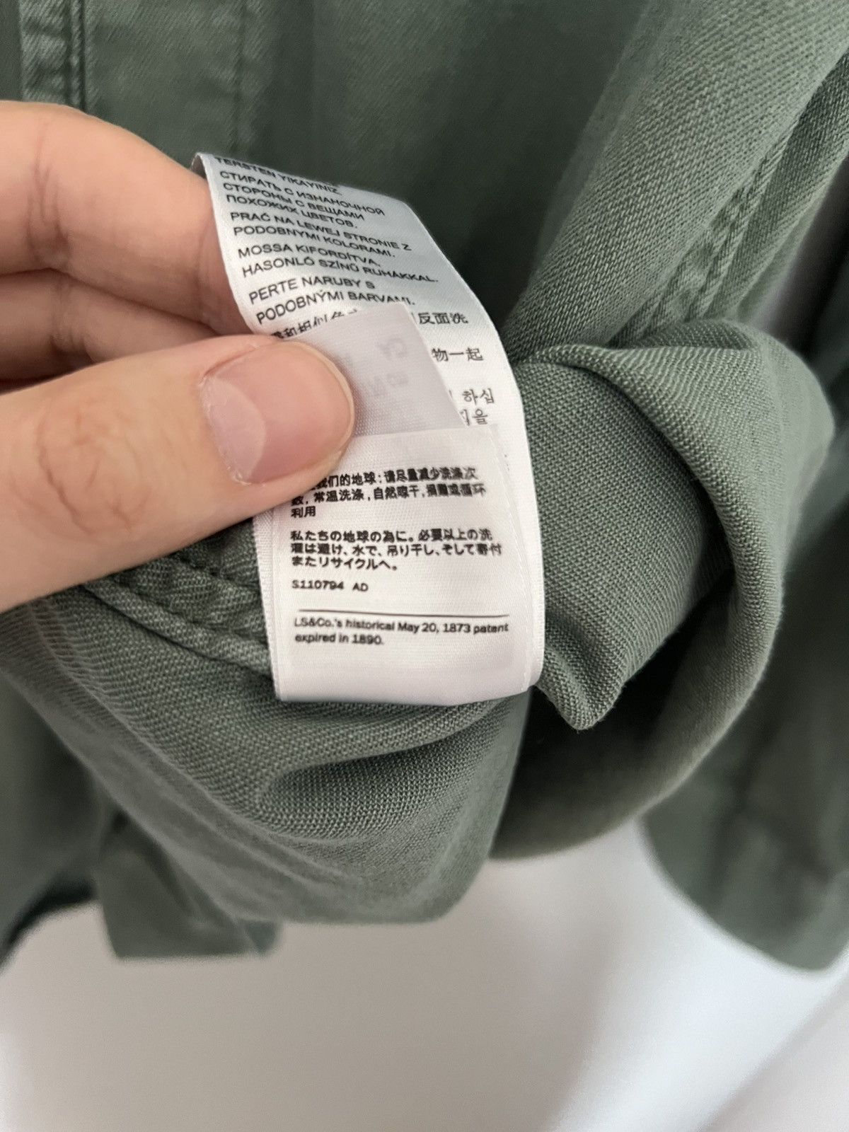 Levi's Levi’s Auburn worker(olive) shirt , M, relaxed fit Size US M / EU 48-50 / 2 - 10 Thumbnail