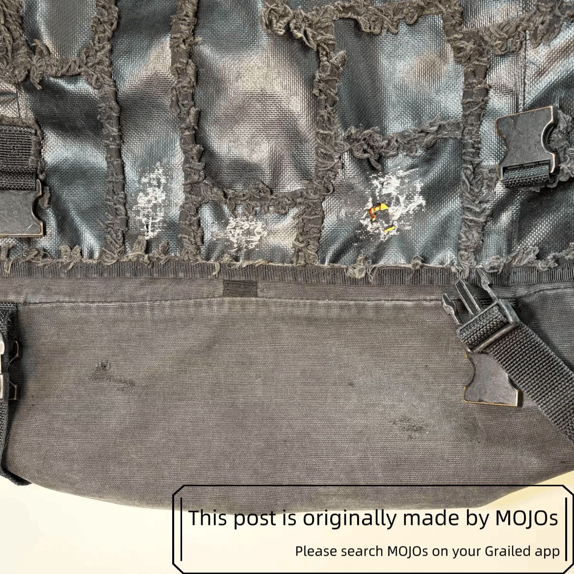 Undercover Undercover x Madsaki 06AW Guru GIZ Distressed Messager BAg Size ONE SIZE - 4 Thumbnail