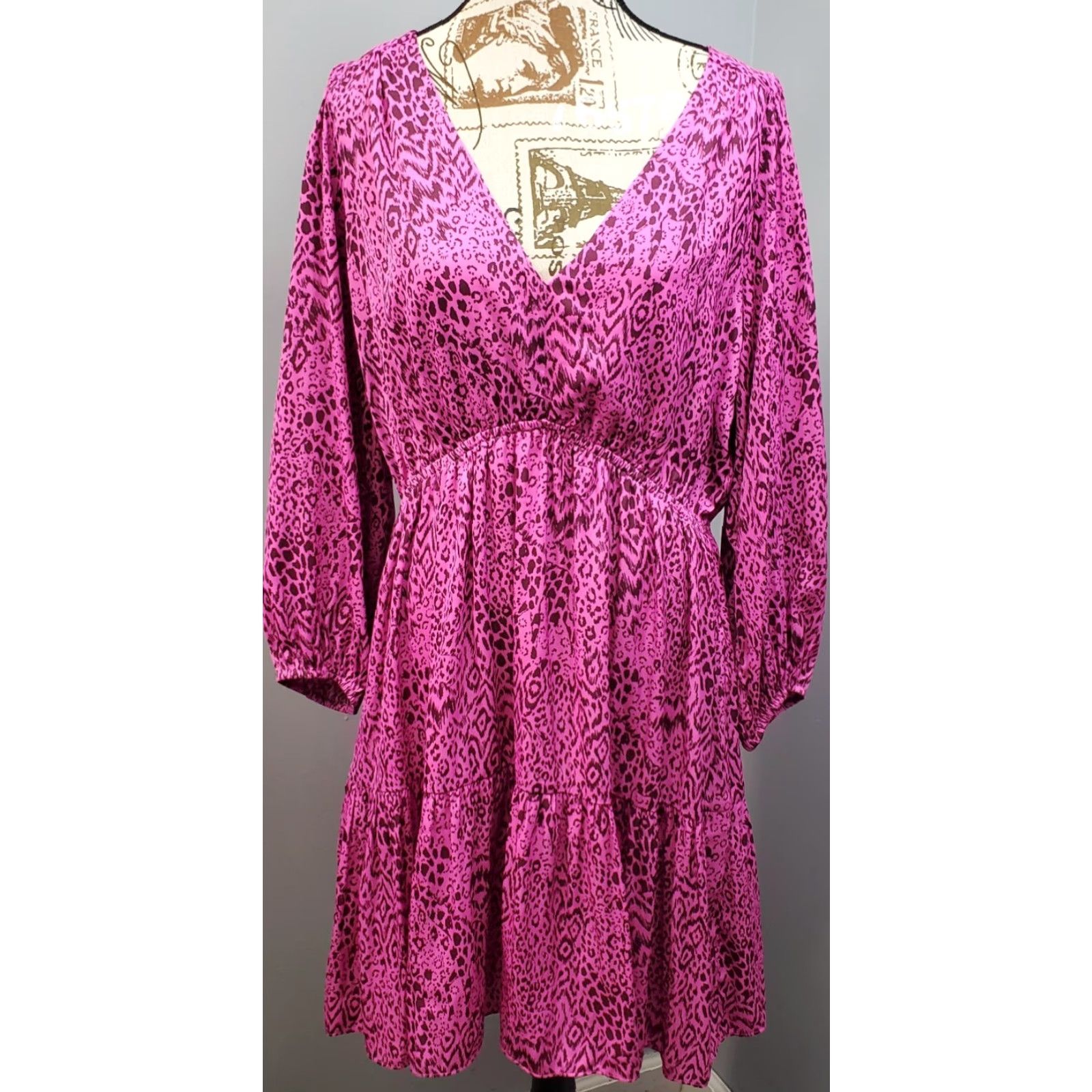 Lilly Pulitzer Lilly Pulitzer Dress Womens 16 Multi Cheetah Print Balloon Sleeve V Neck Midi Sheath Size XXL / US 16-18 / IT 52-54 - 2 Thumbnail