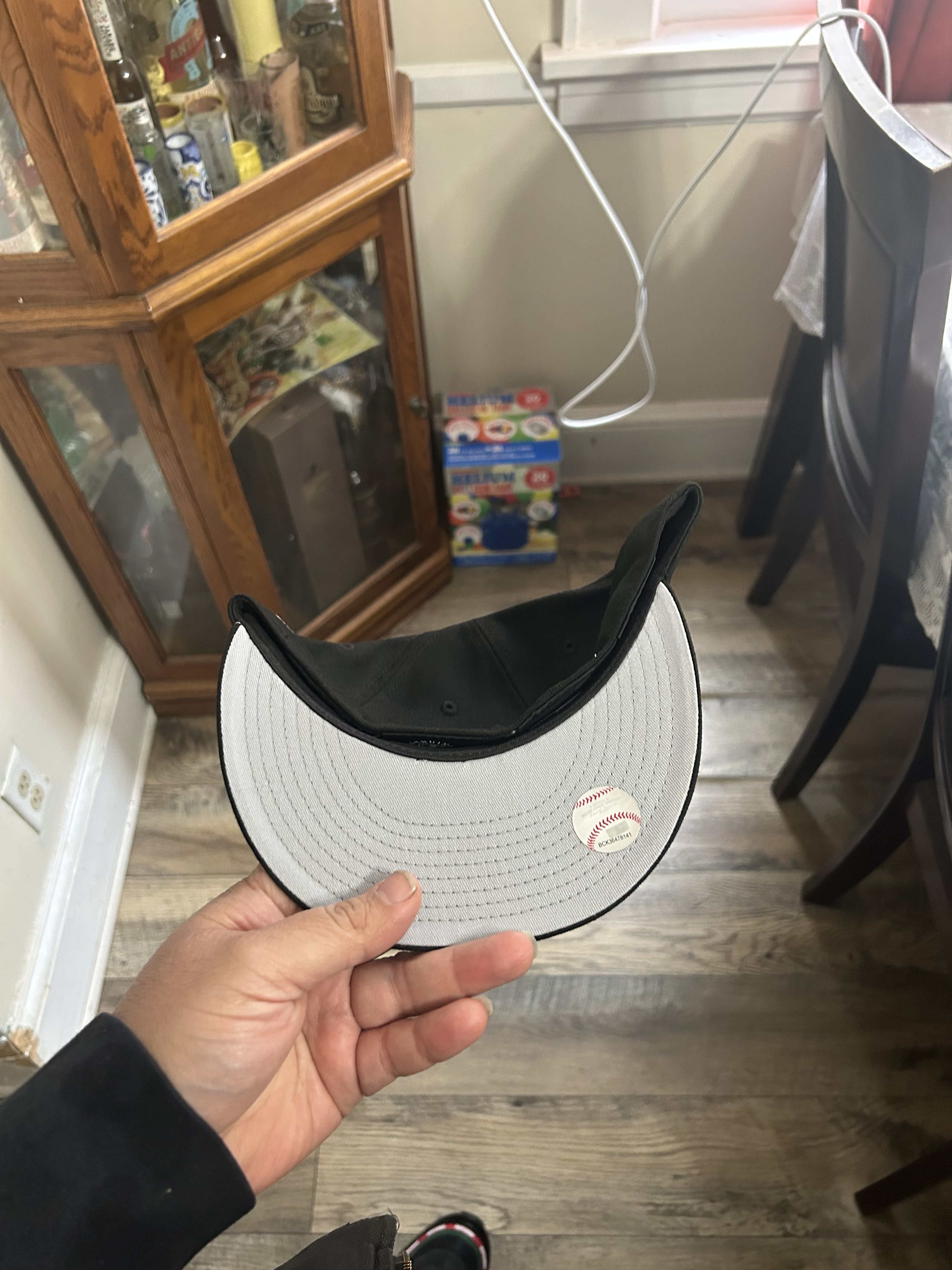 New Era John Geiger “Misplaced series” new era fitted size 7 1/4 Size ONE SIZE - 4 Thumbnail