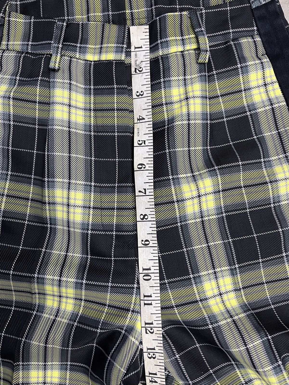 MM6 MM6 SS07 Tartan Side Tape Reconstructed Plaid Pants Size 26" / US 2 / IT 38 - 9 Thumbnail