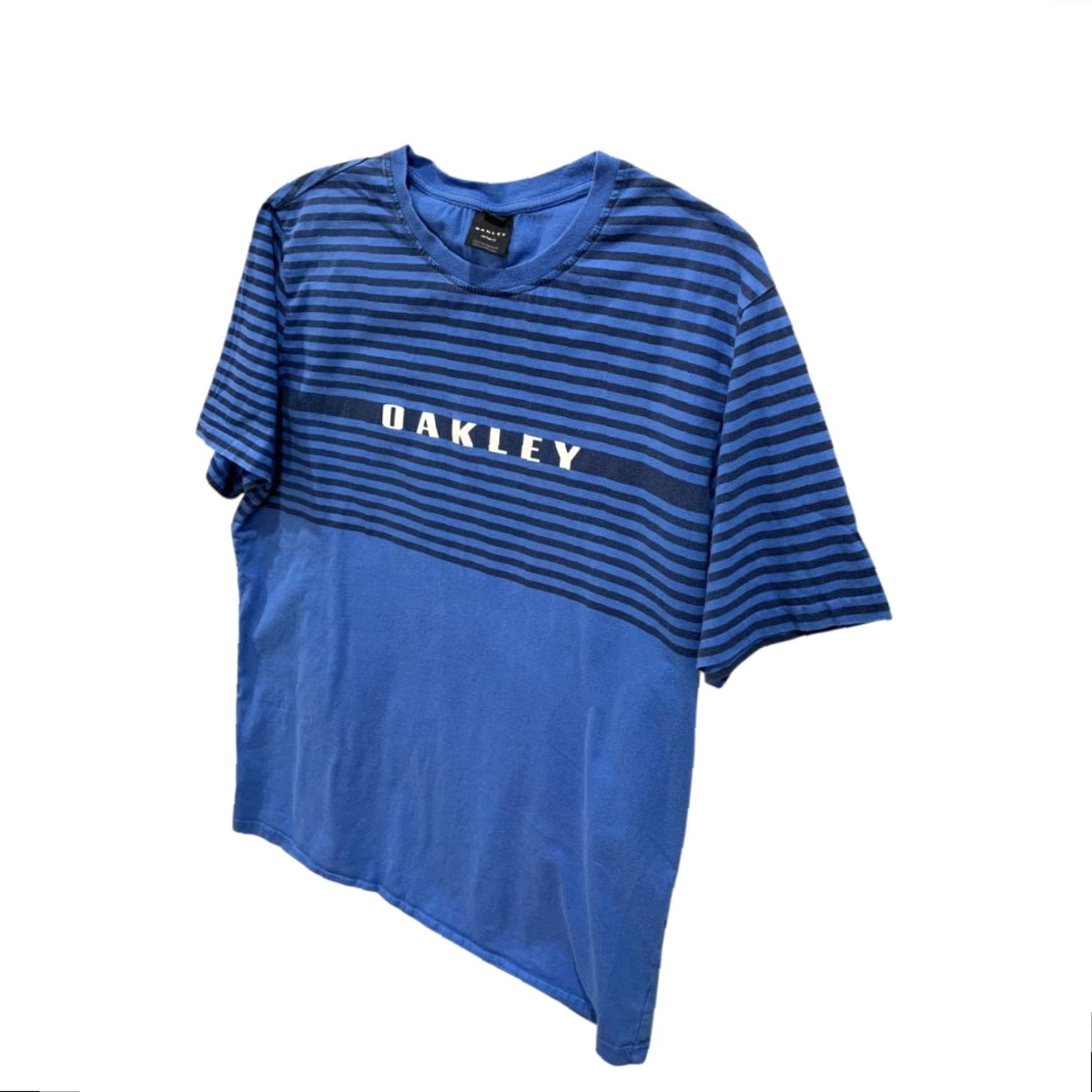 Oakley VINTAGE? No. Just: Oakley Shirt Mens Large Blue Stripes Logo Custom Fit Short Sleeve Size US L / EU 52-54 / 3 - 2 Thumbnail