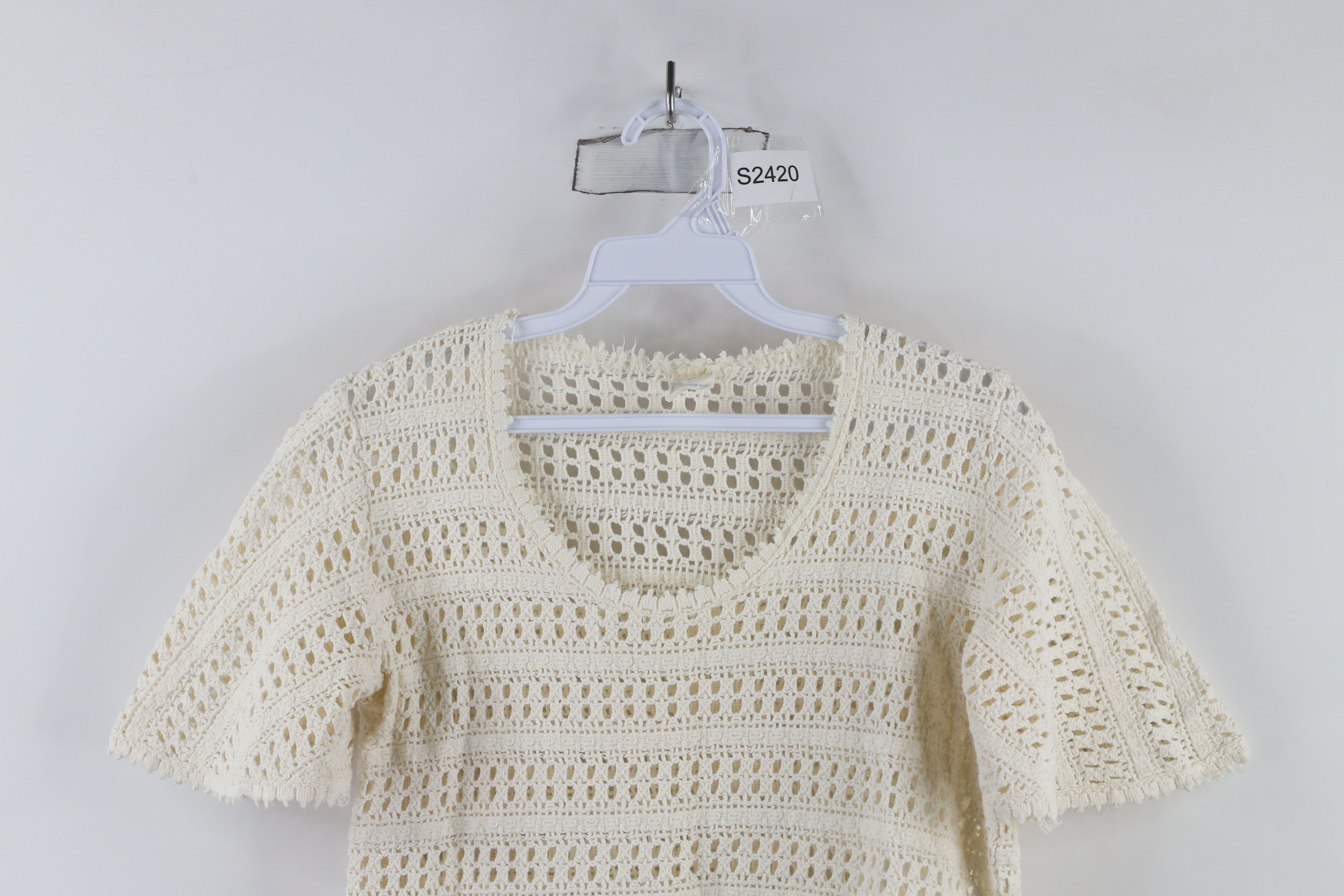 Vintage Vintage 70s Boho Chic Sleeve Crochet Knit T-Shirt Cream USA Size M / US 6-8 / IT 42-44 - 2 Thumbnail