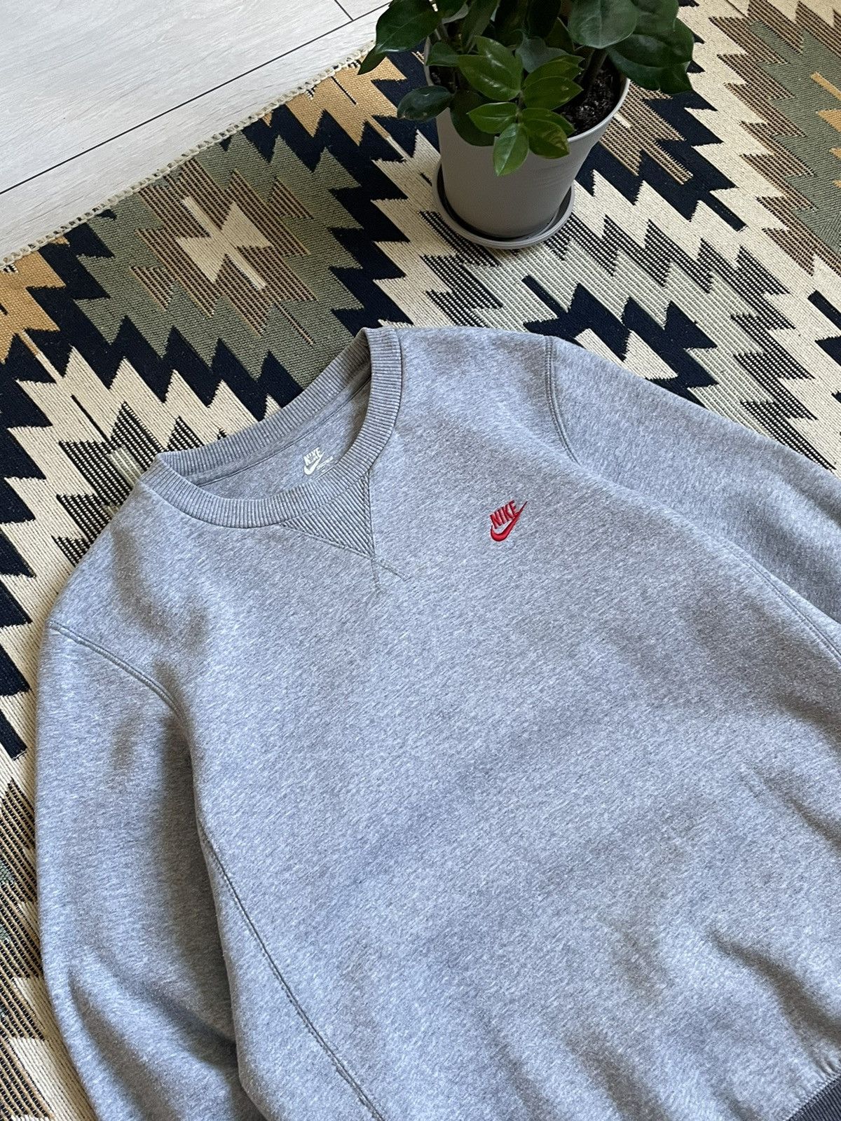 Nike × Vintage Vintage Nike Streetwear Logo Sweatshirt Size US M / EU 48-50 / 2 - 4 Thumbnail