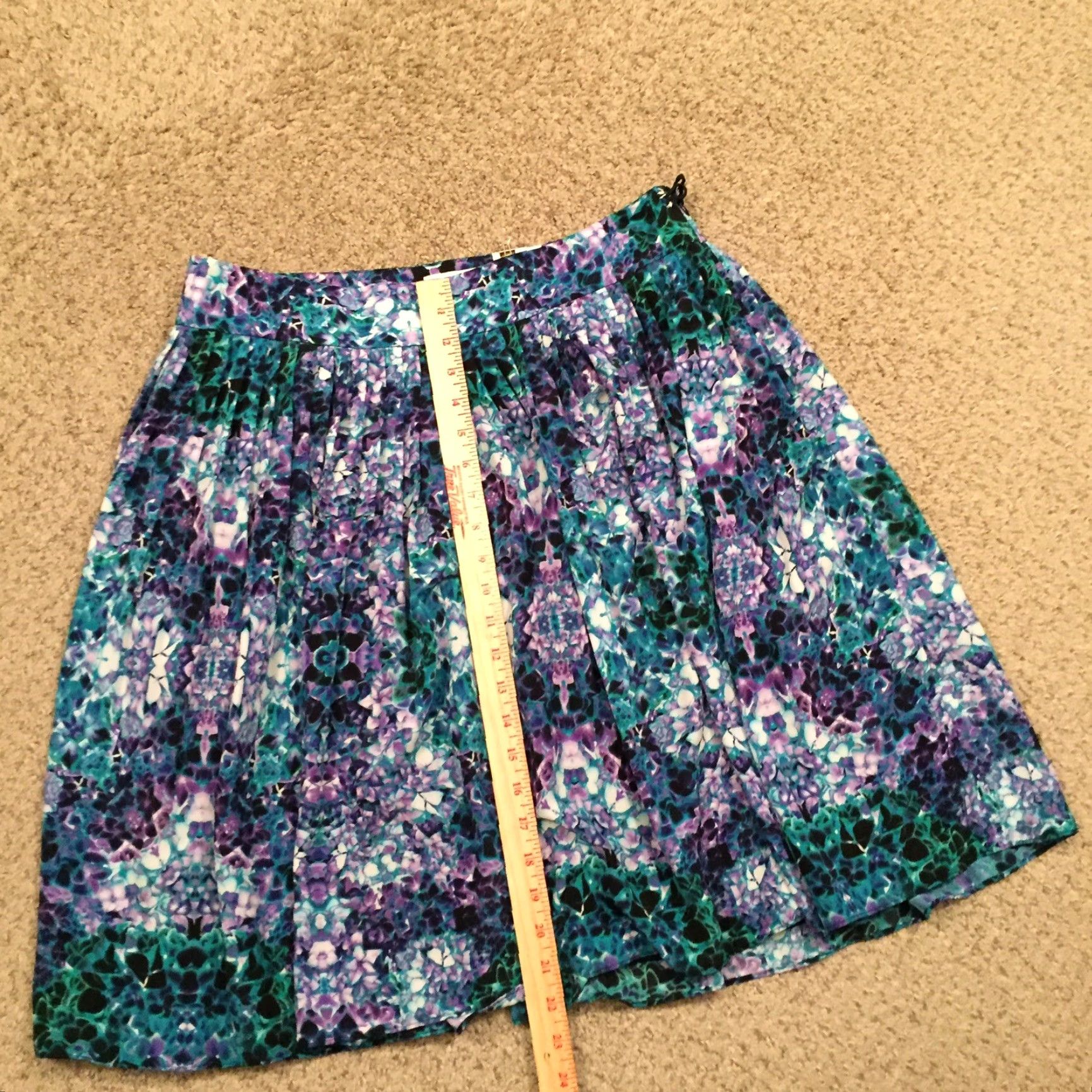 Liz Claiborne Liz Claiborne Skirt Knee Length Womens 10 Blue Geometric Pleated Lined Polyester Size 32" / US 10 / IT 46 - 5 Thumbnail