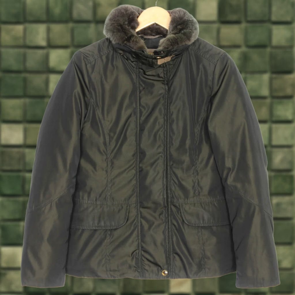 Max Mara VINTAGE MAX MARA WEEKEND Velvet Down Jacket Women UK 10 EU 38 Fur Trim Dark Khaki Jacket Women's Size UK 10 EU 38 Size L / US 10 / IT 46 - 1 Thumbnail