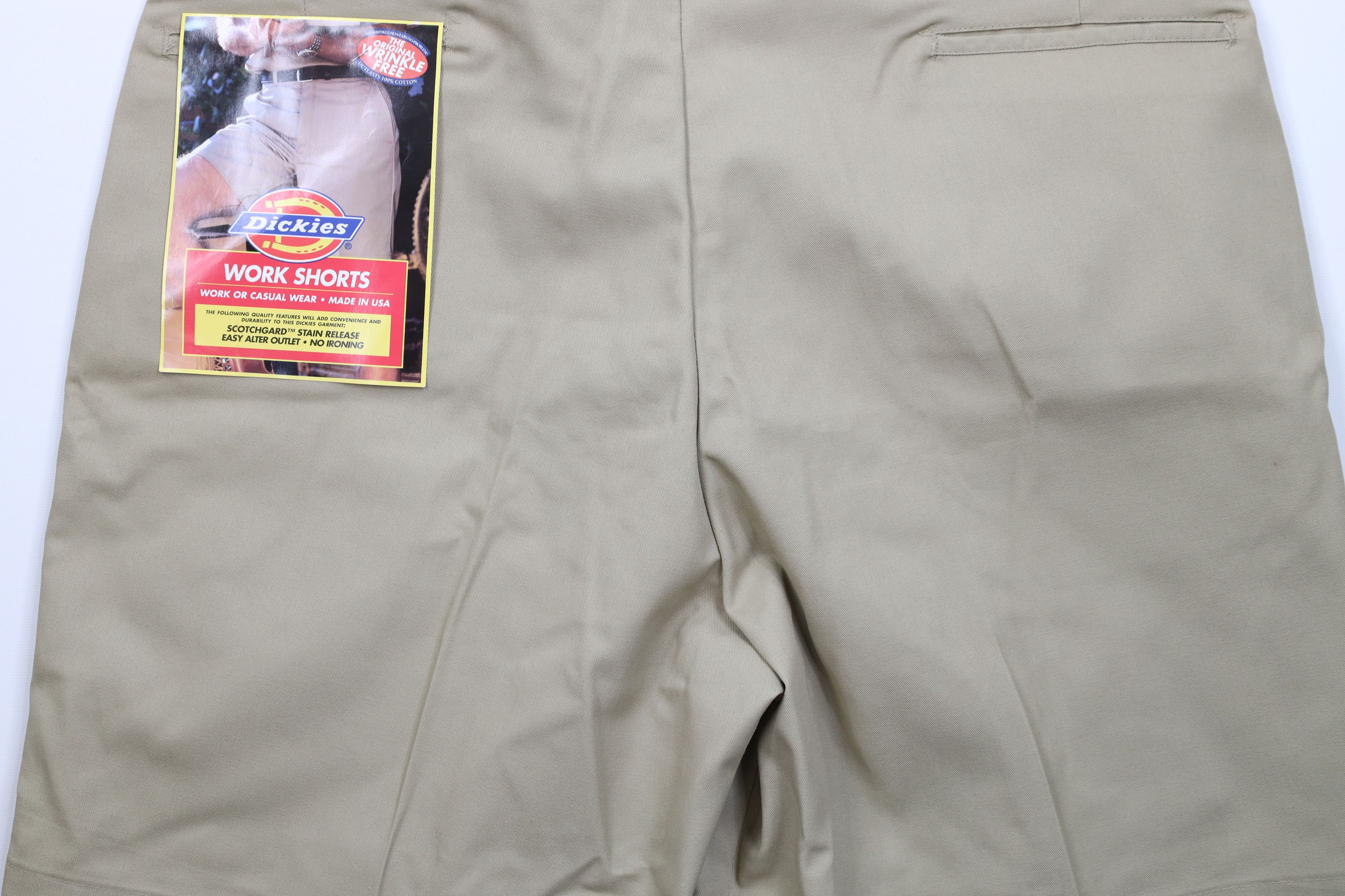 Dickies × Vintage Deadstock Vintage 90s Dickies Chino Shorts Beige USA Size US 42 / EU 58 - 10 Thumbnail