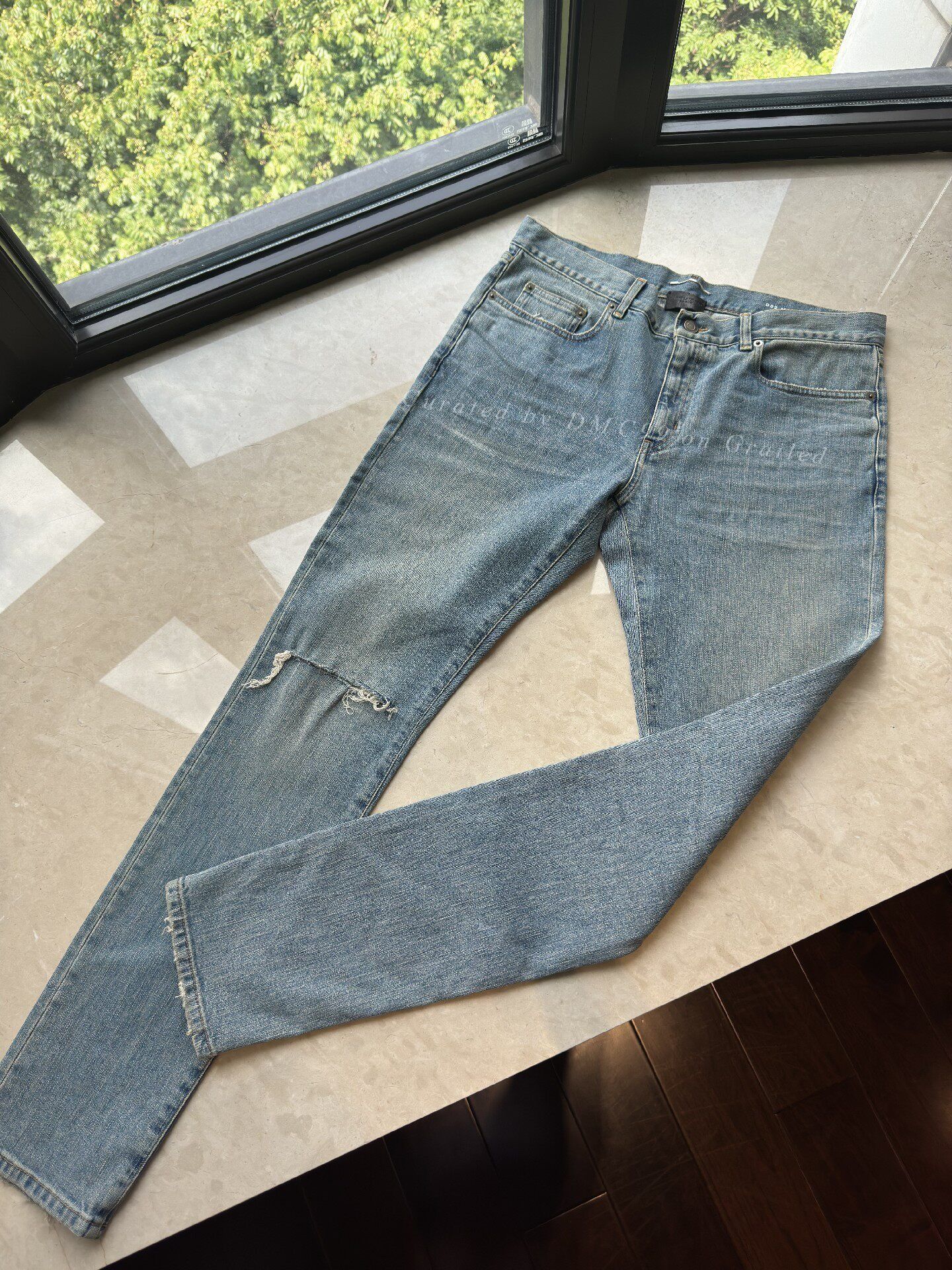 Saint Laurent Paris YSL Men's Washed Blue Ripped Jeans Size US 33 - 1 Thumbnail