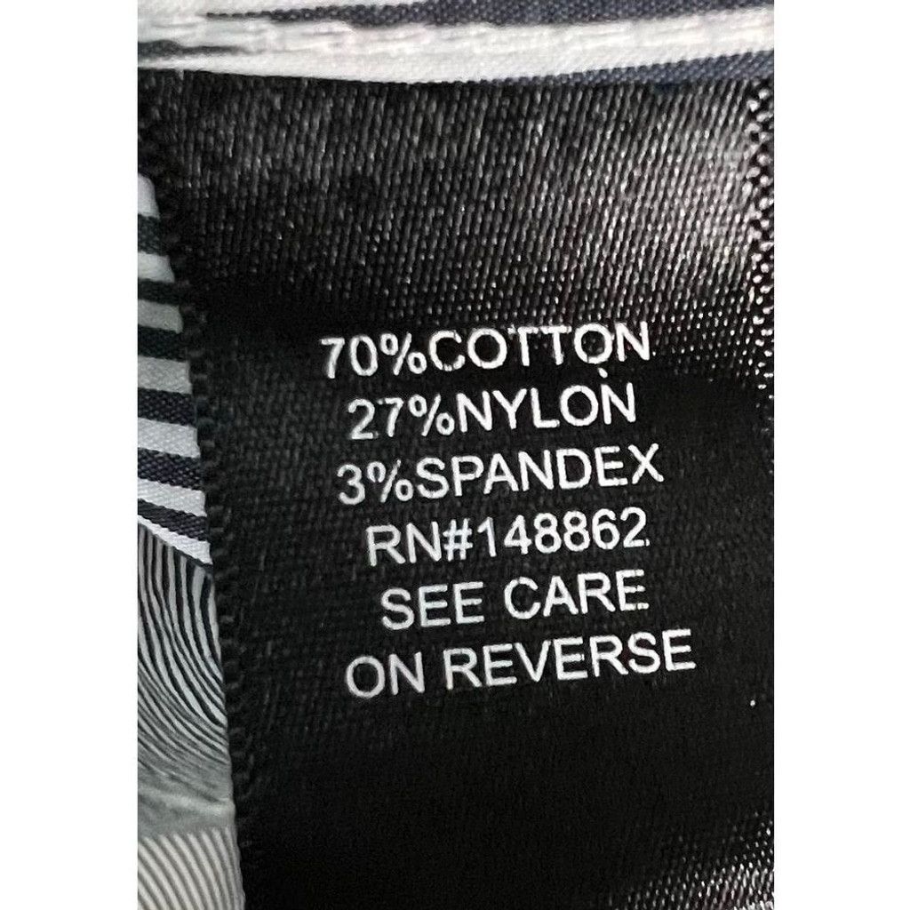 Torrid Torrid Black and White Pinstripe Button Up Long Sleeve Top Size XL / US 12-14 / IT 48-50 - 4 Thumbnail